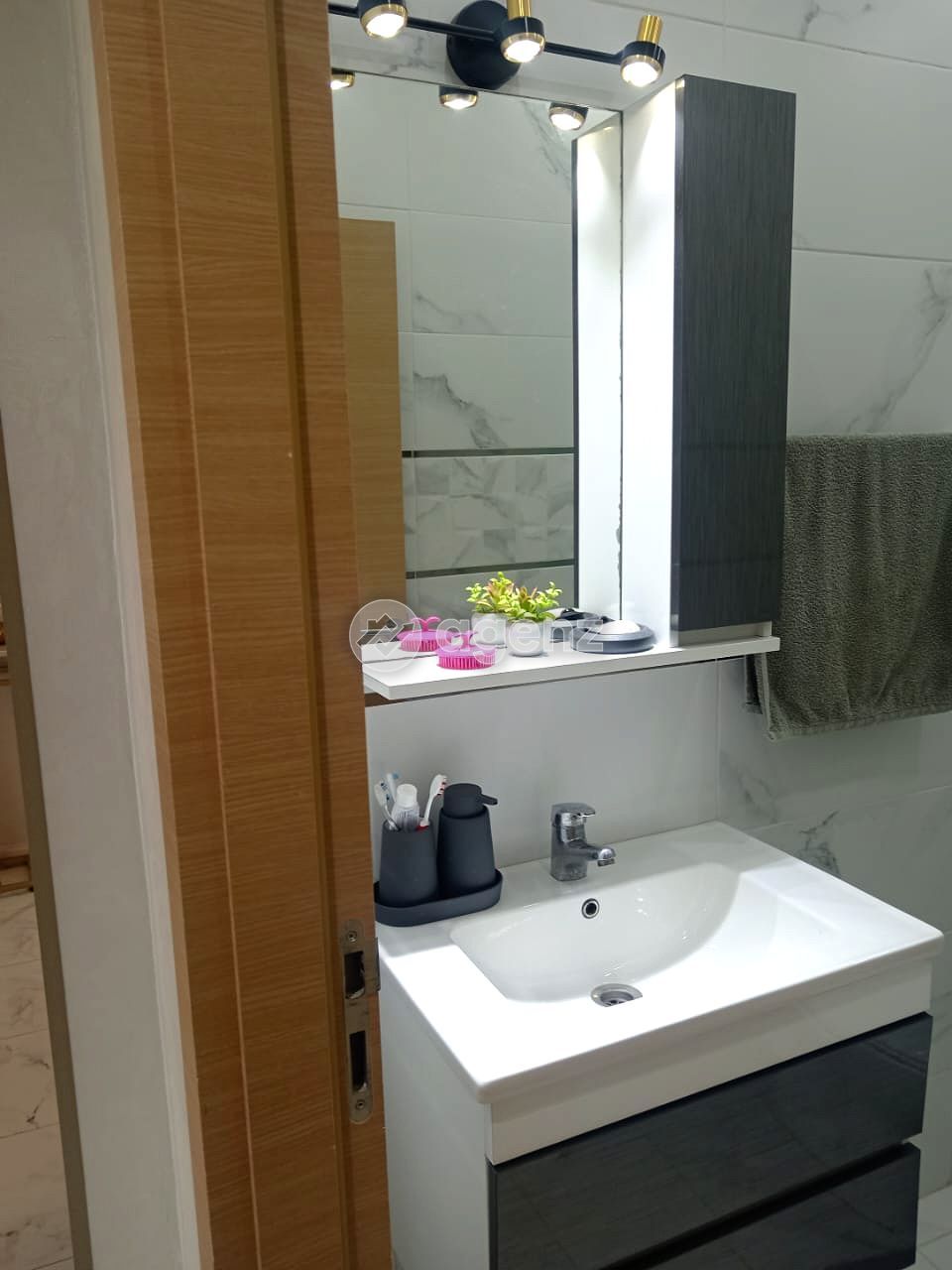 Magnifique Appartement de 2 chambres à vendre à Bouskoura — 5