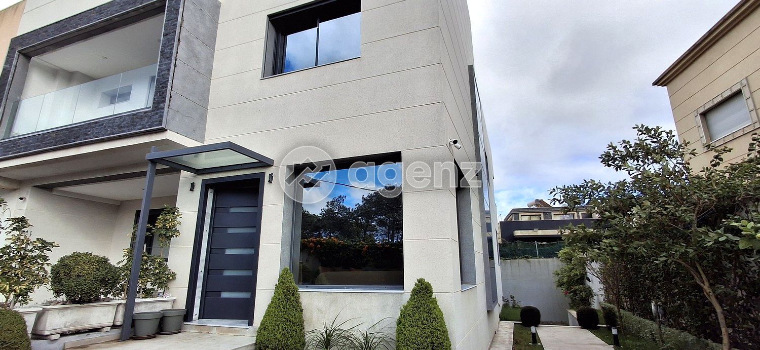Splendide Villa avec piscine à vendre à Boubana — 4