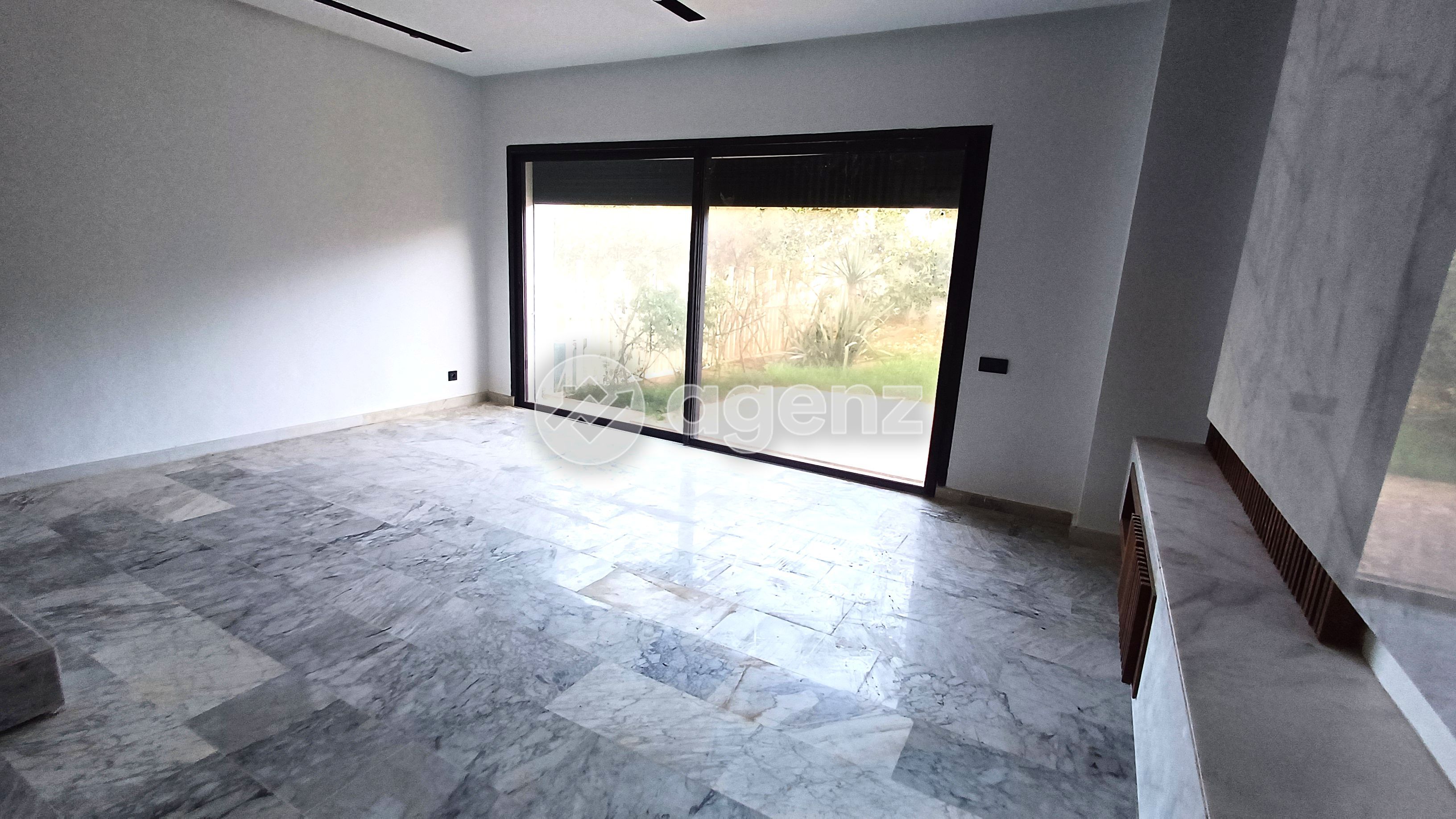 Élégant Appartement de 3 chambres à vendre à Tamaris