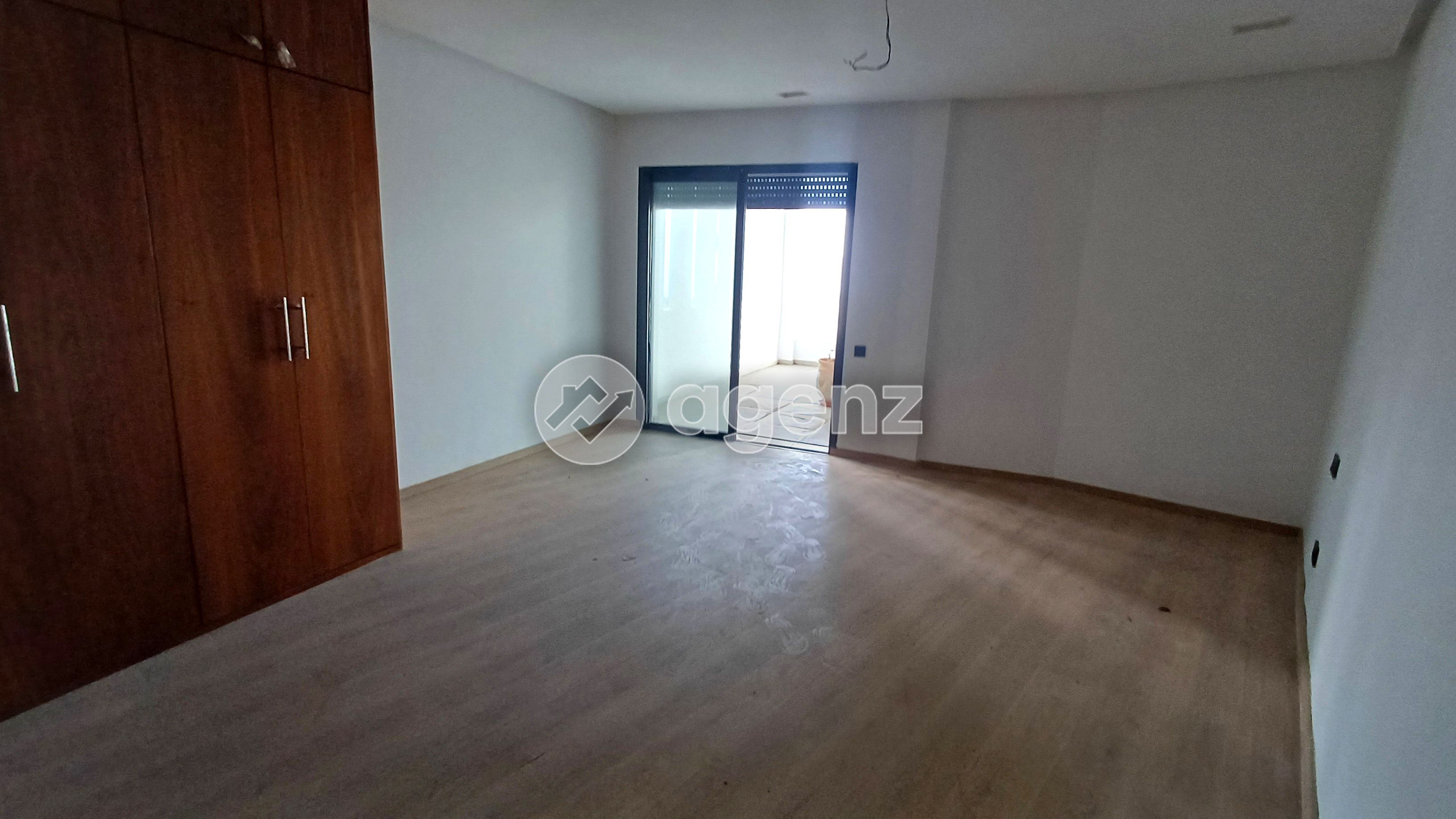 Élégant Appartement de 3 chambres à vendre à Tamaris — 2