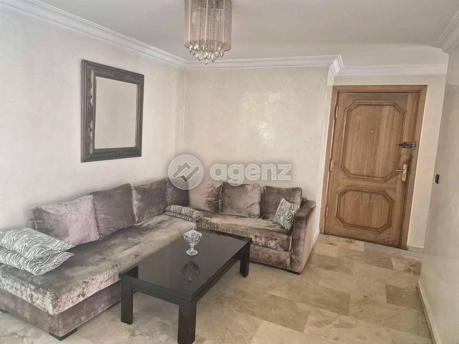 Appartement Meuble au Quartier des Hôpitaux — 2
