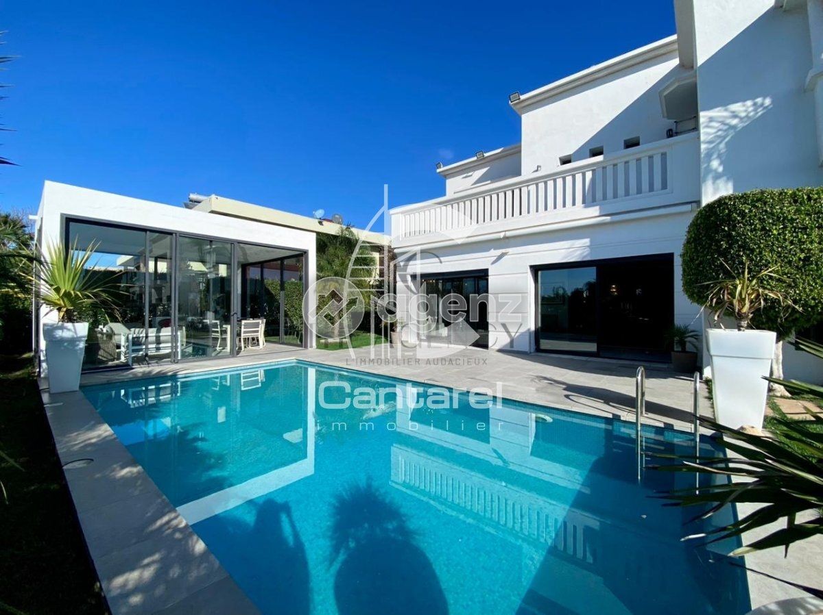 Villa — Bouskoura