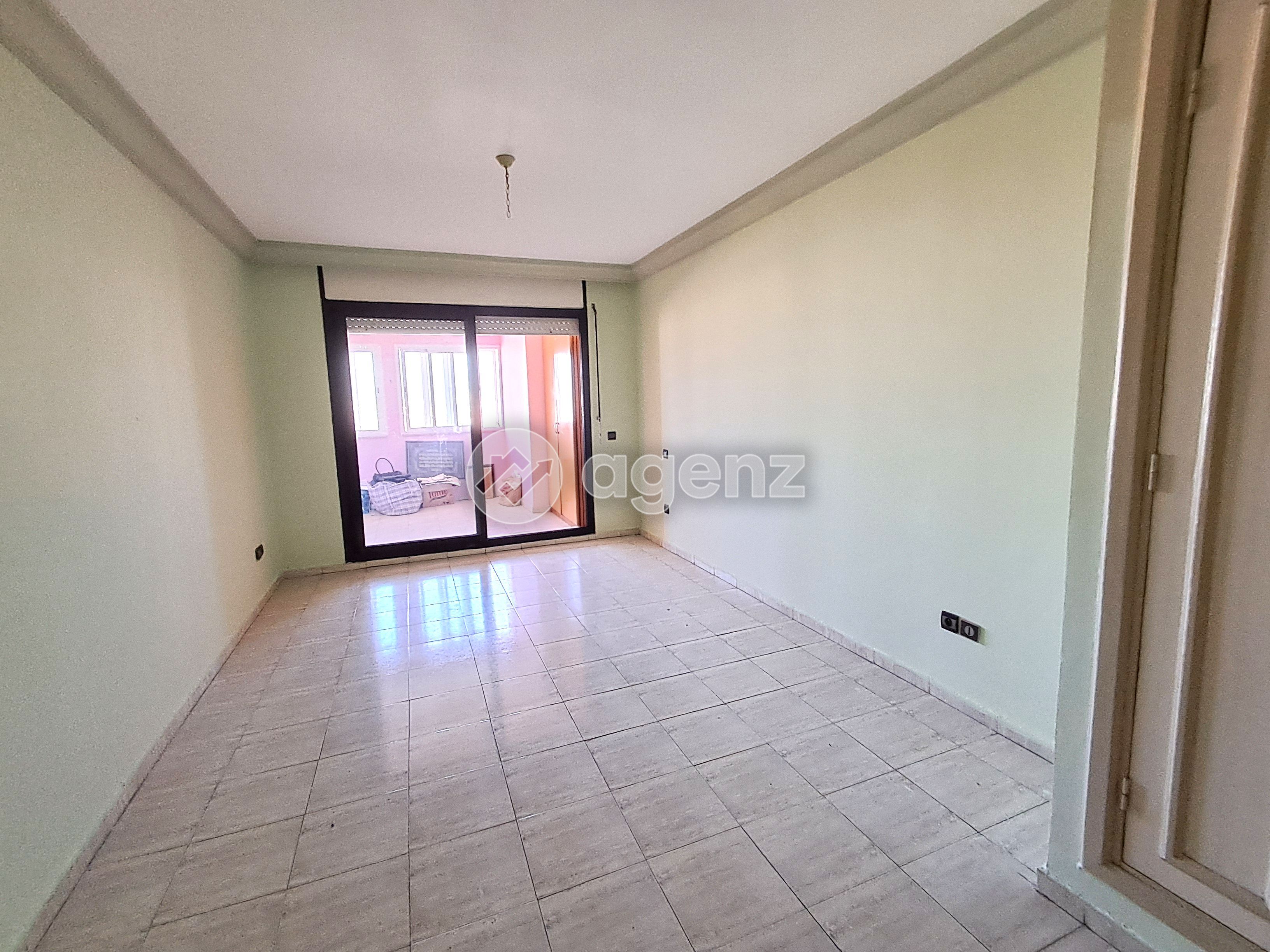Appartement à vendre à Les Hôpitaux — 3