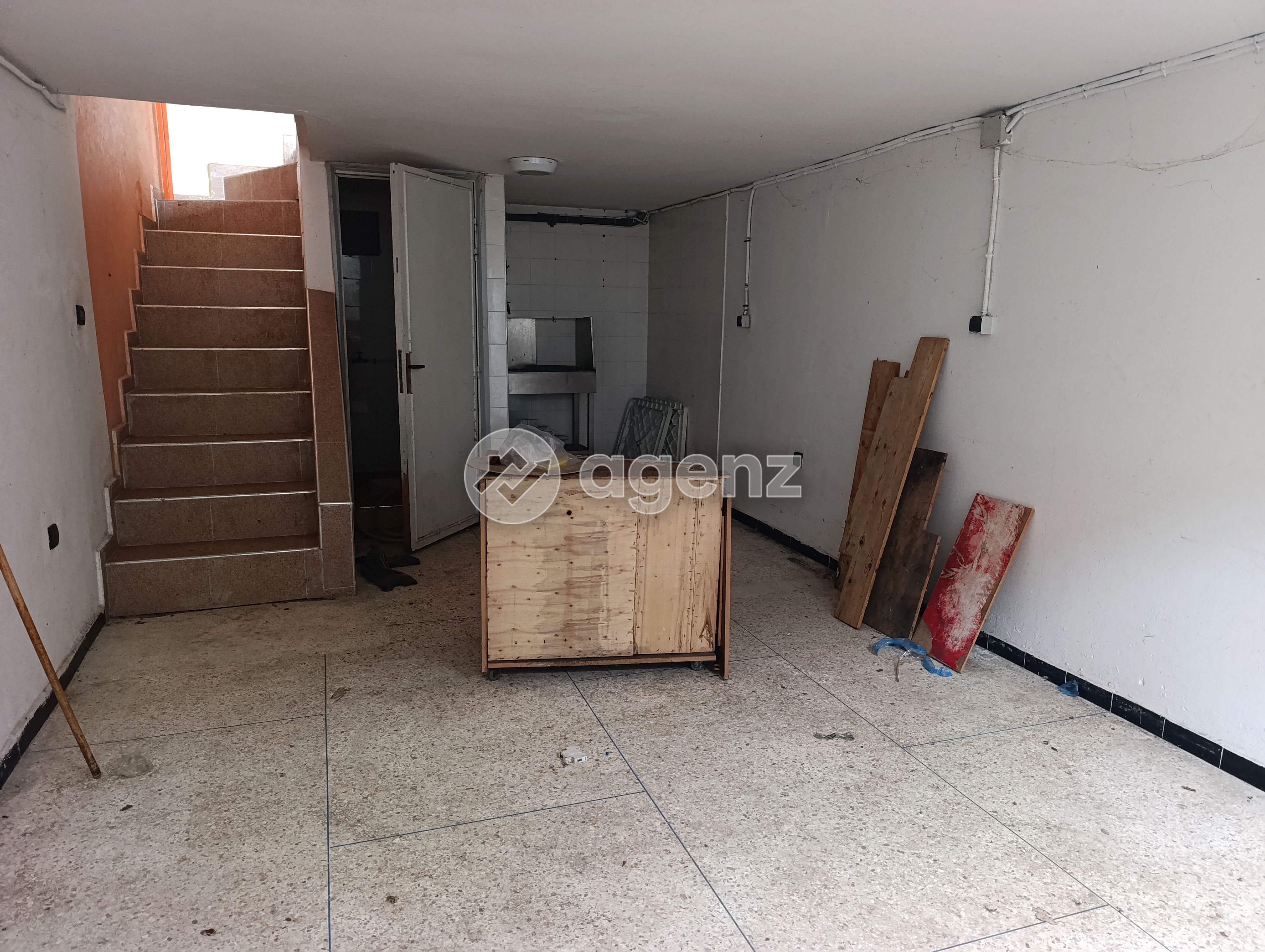 Local commercial à vendre à la ville haute  — 5
