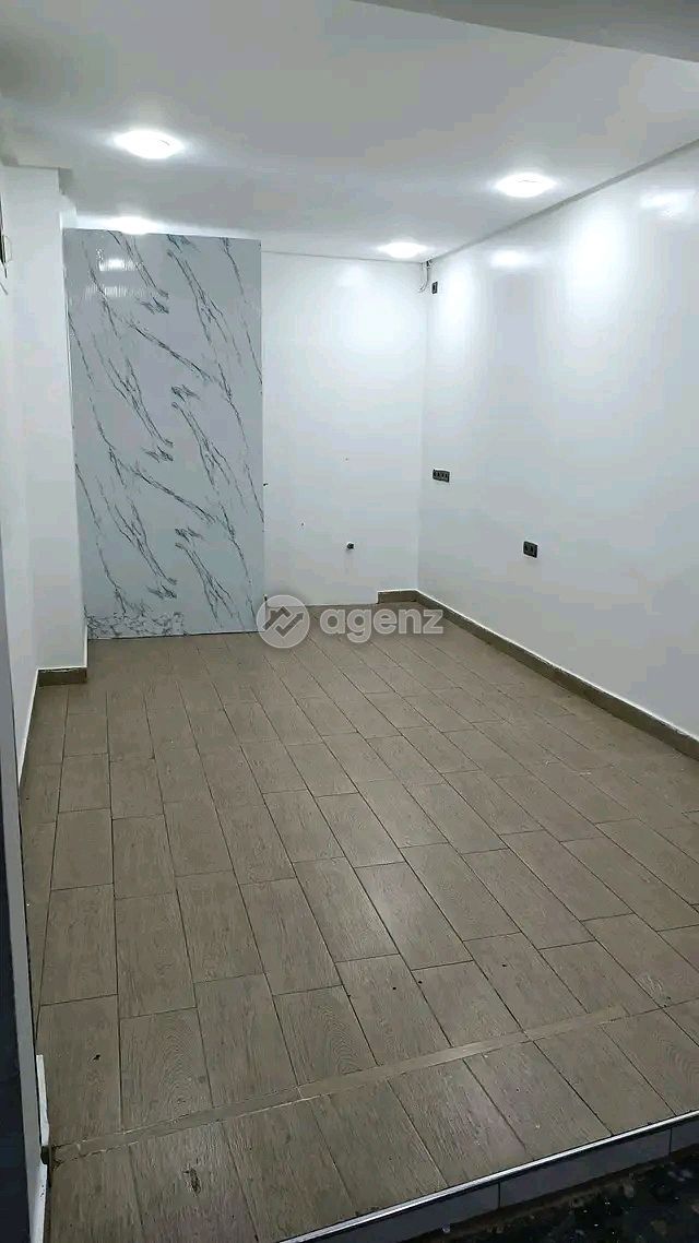 magasin de commerce à louer 
