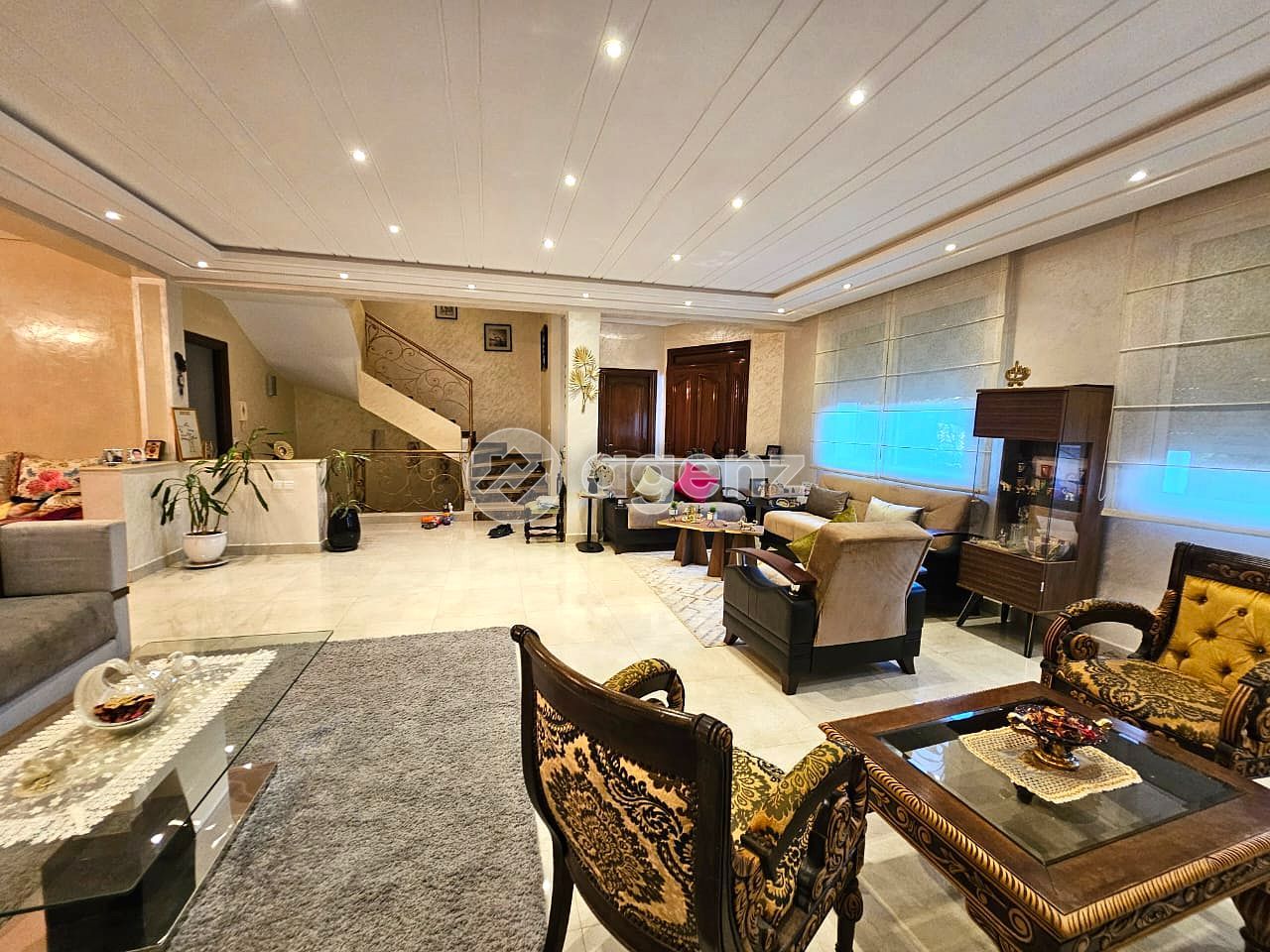 Luxueux Villa de 4 chambres à louer à Al Mostakbal — 3