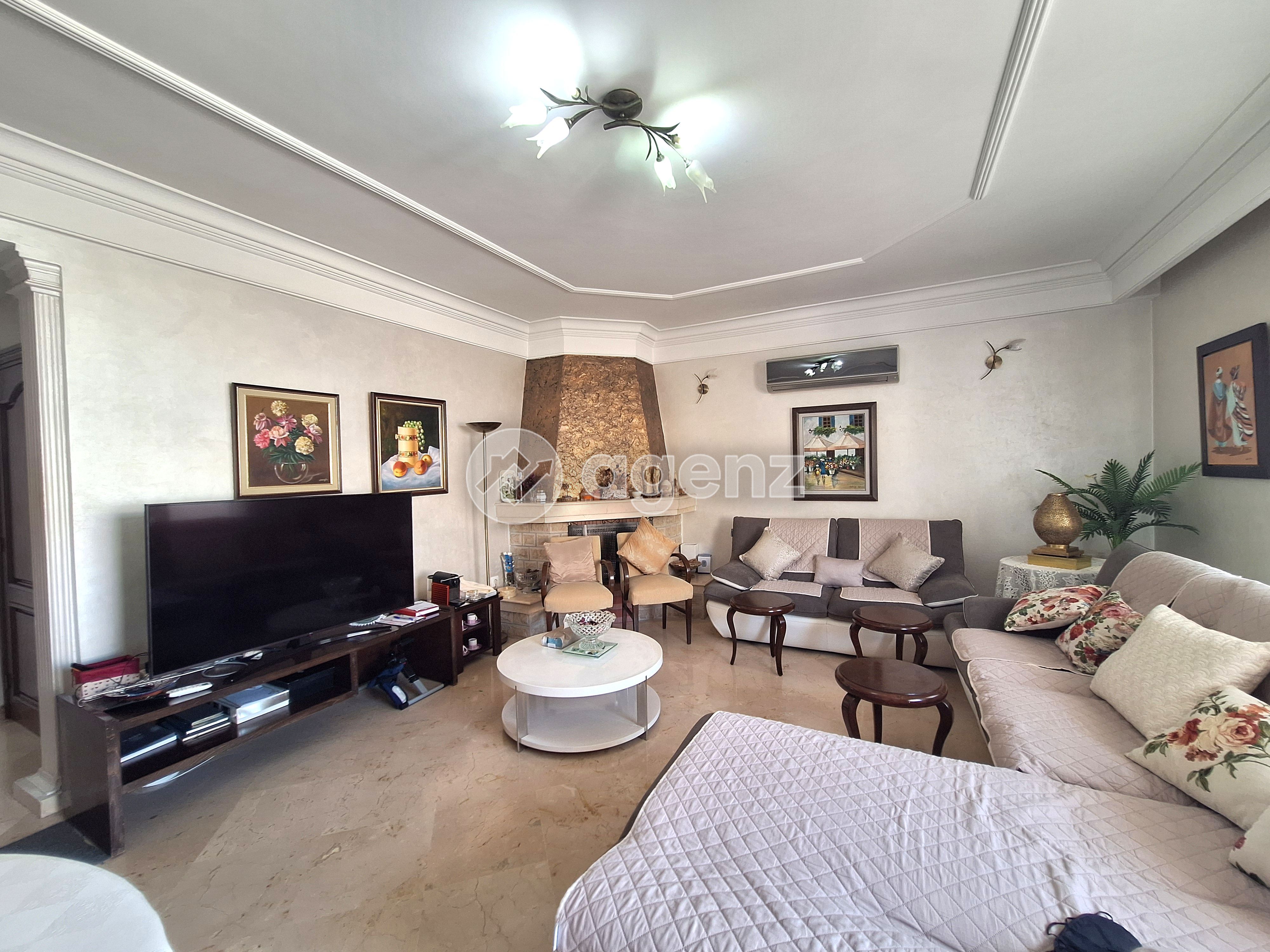LE CONFORT D’UN GRAND APPARTEMENT EN VILLE — 2