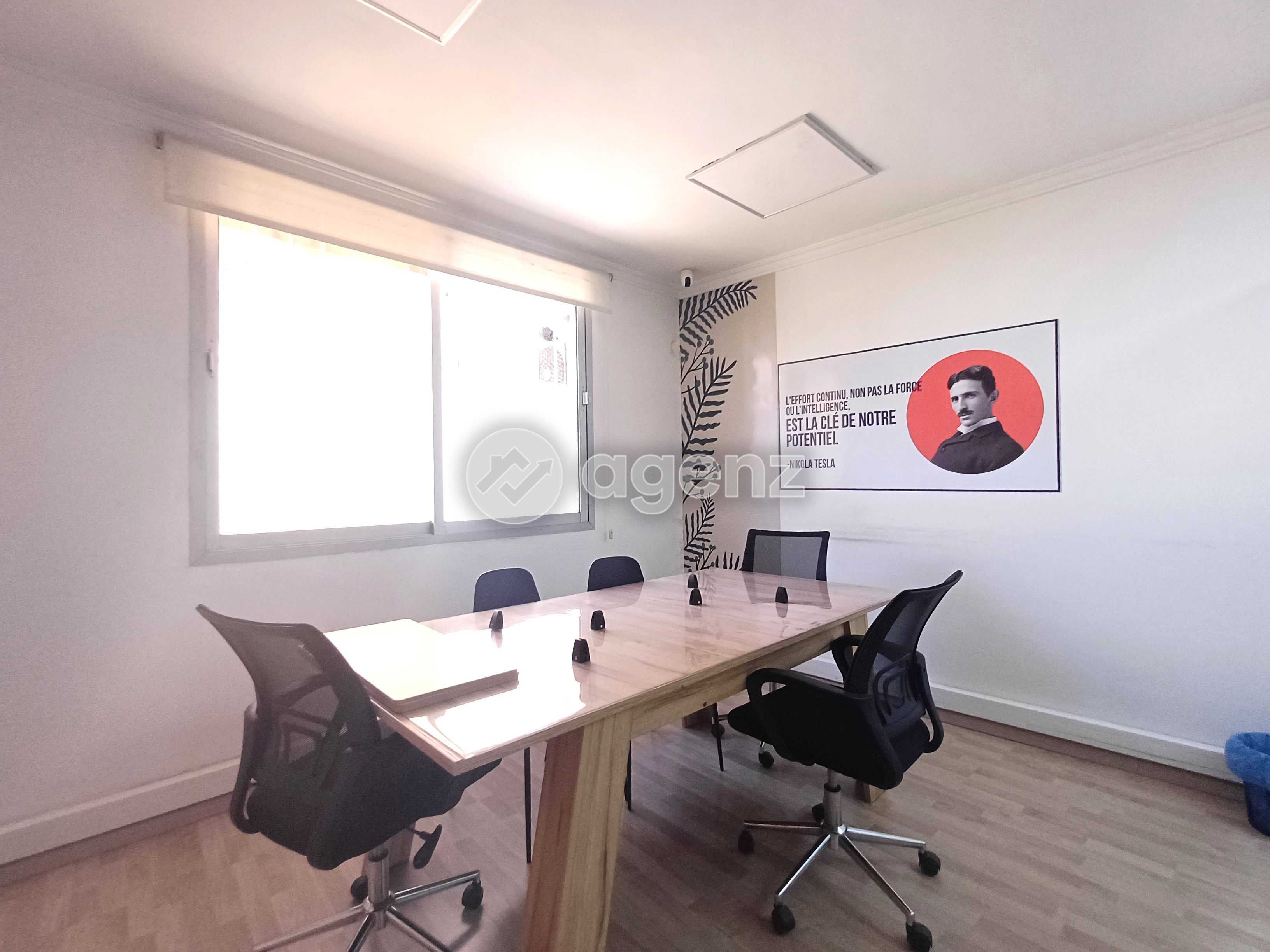Superbe Bureau à louer à Racine