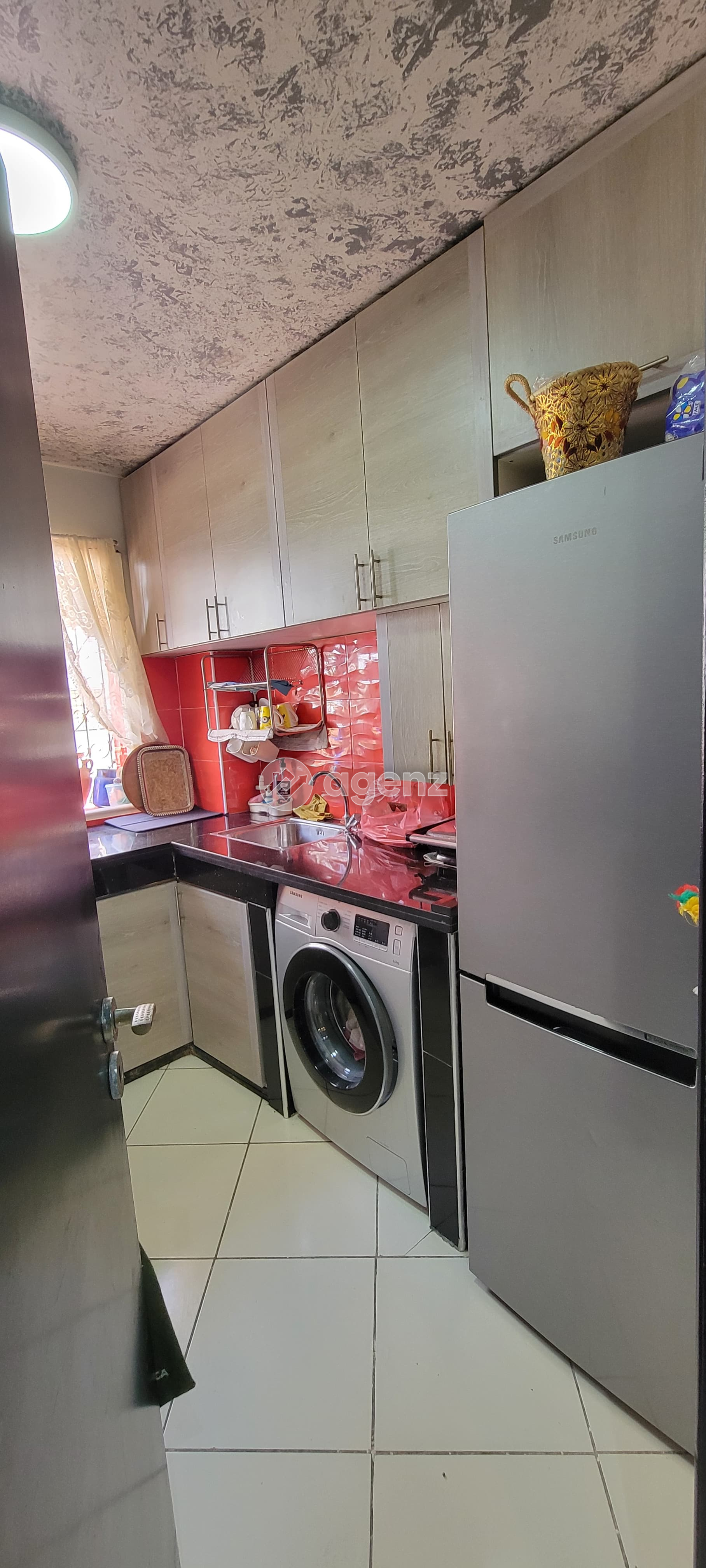 Appartement rénové - Emplacement serein — 4