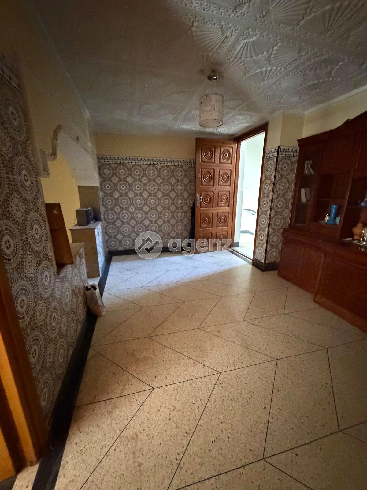 Appartement à rénover – Fort potentiel — 3