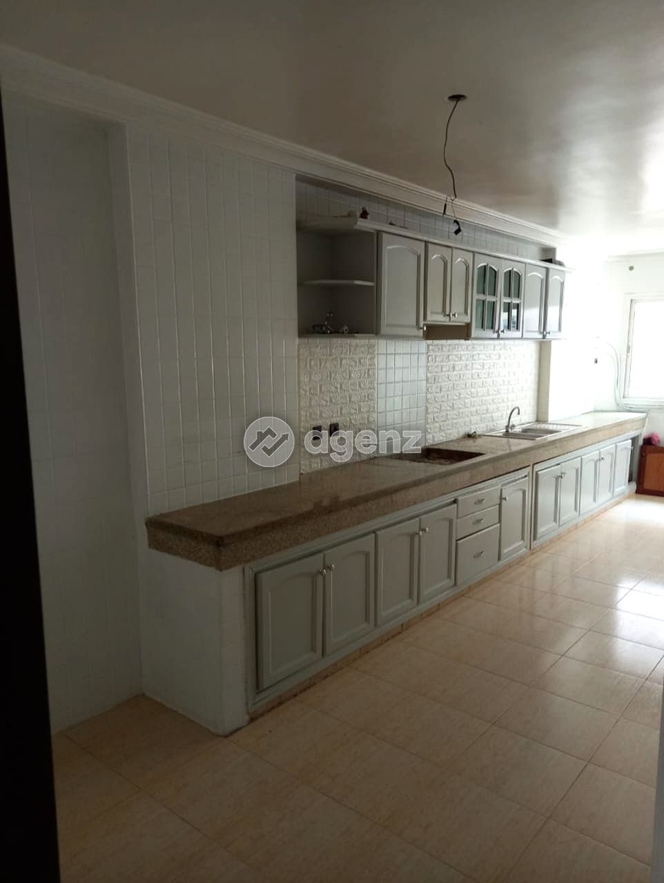 Luxueux Appartement de 2 chambres à vendre à Belvédère — 2