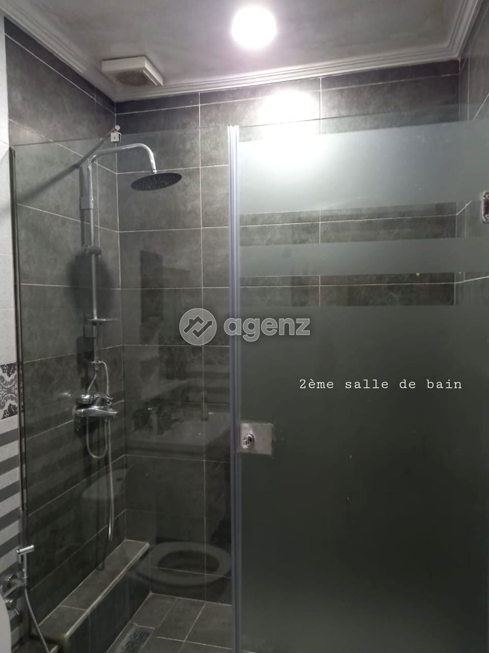 Luxueux Appartement de 2 chambres à vendre à Belvédère — 4