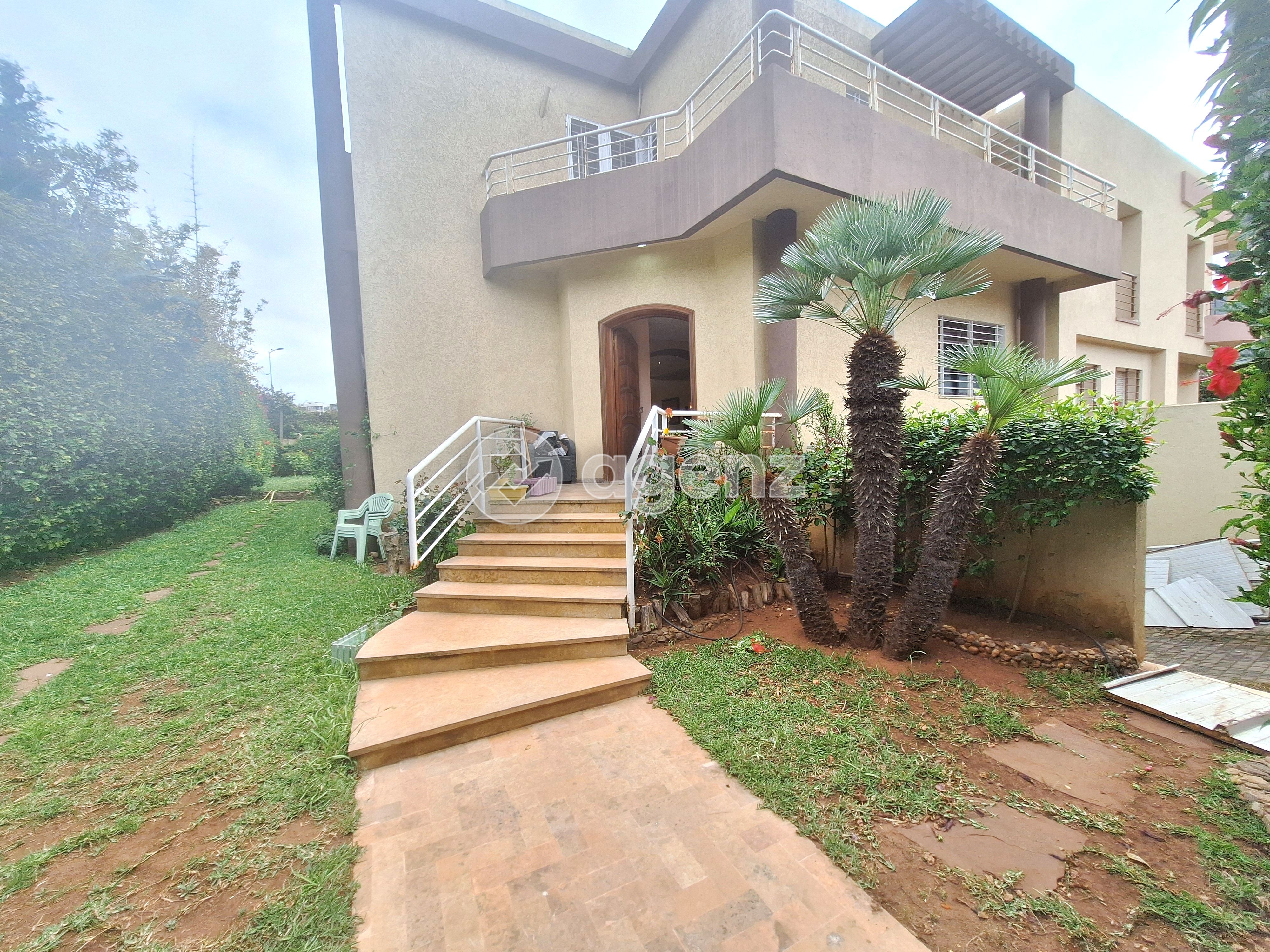 Villa à vendre à Ain Diab Extension