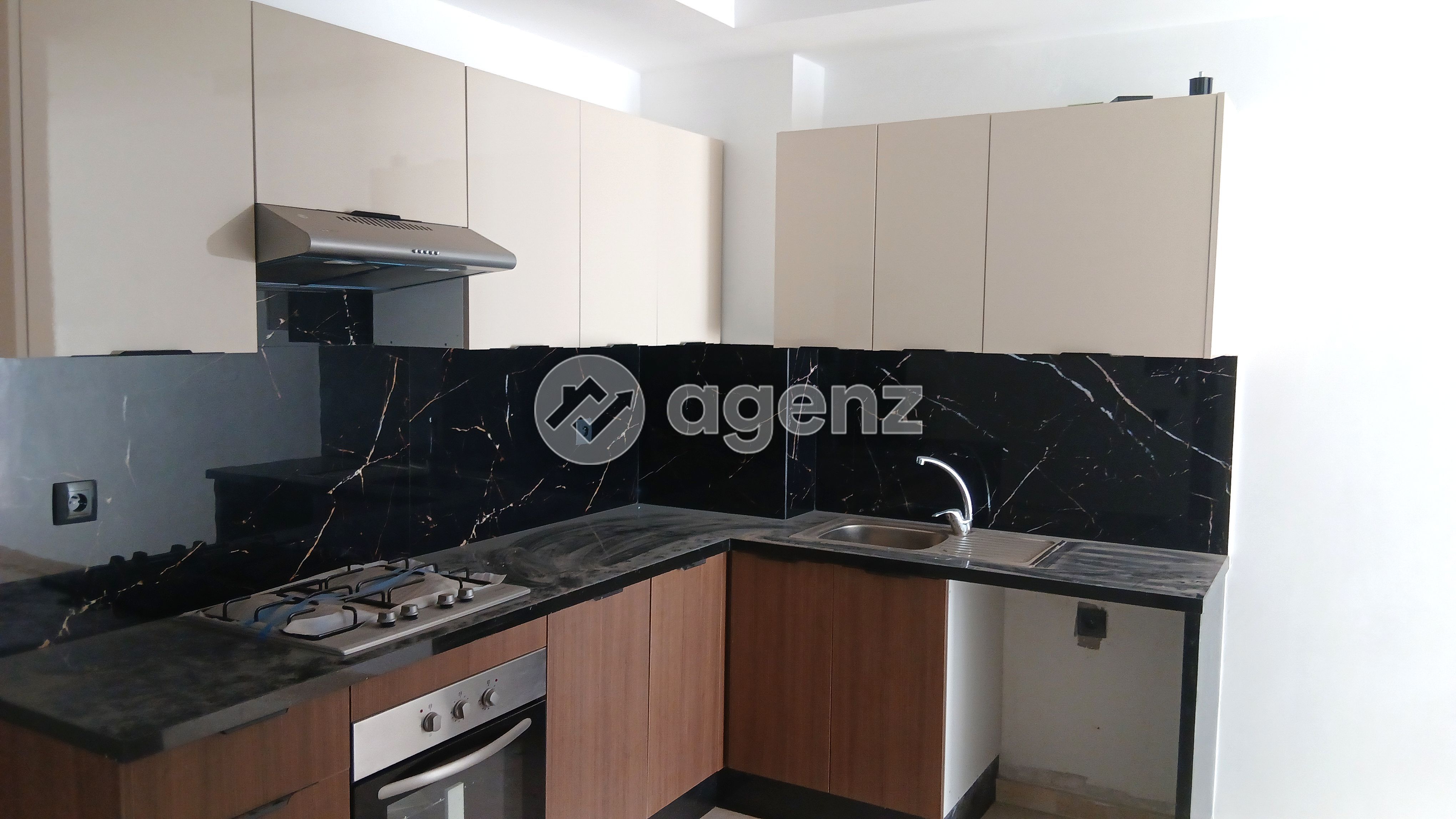 Magnifique Appartement de 2 117m2 vendre à Oulfa — 2