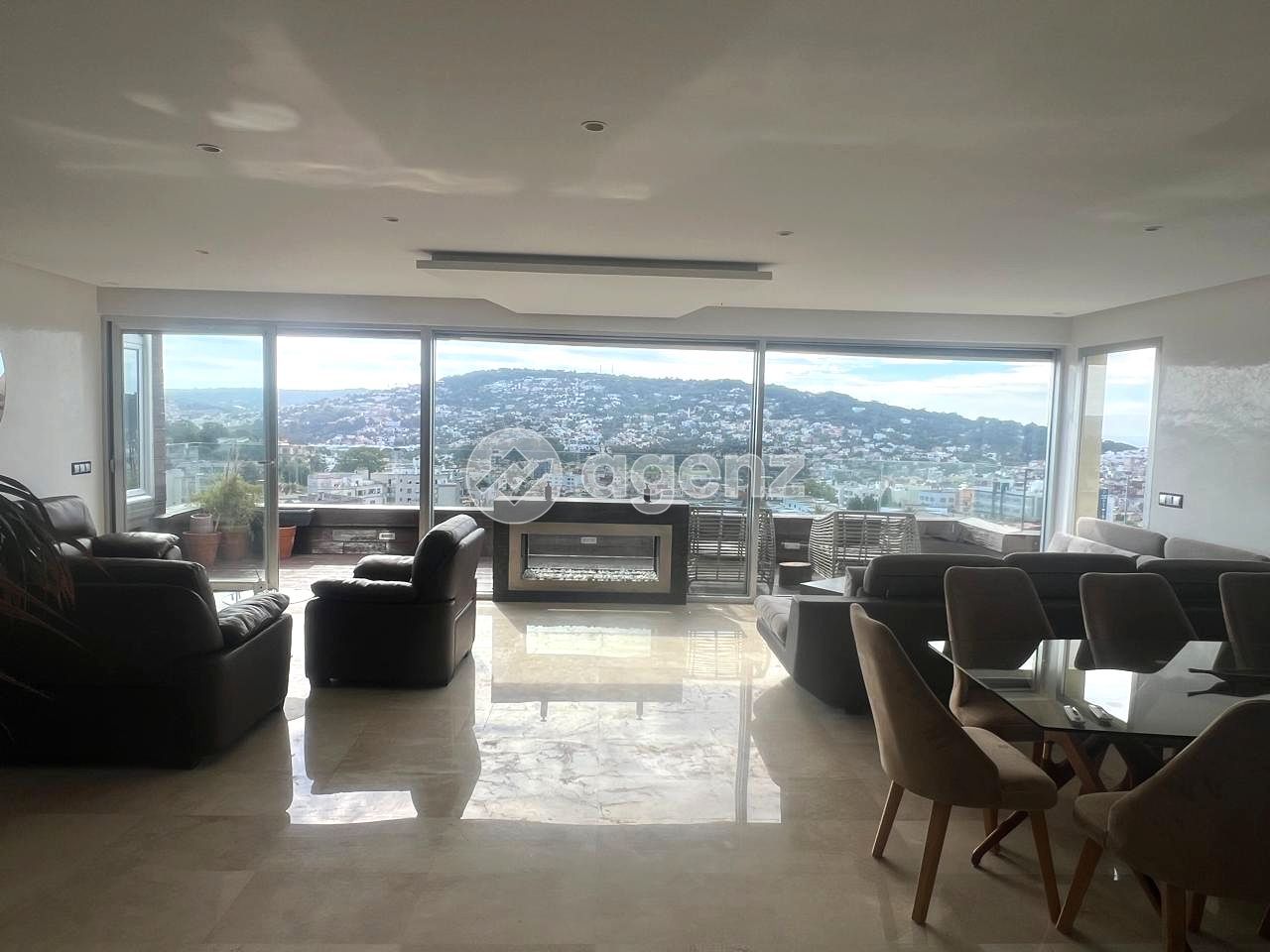 Grand appartement d'élégance à vendre à Iberia