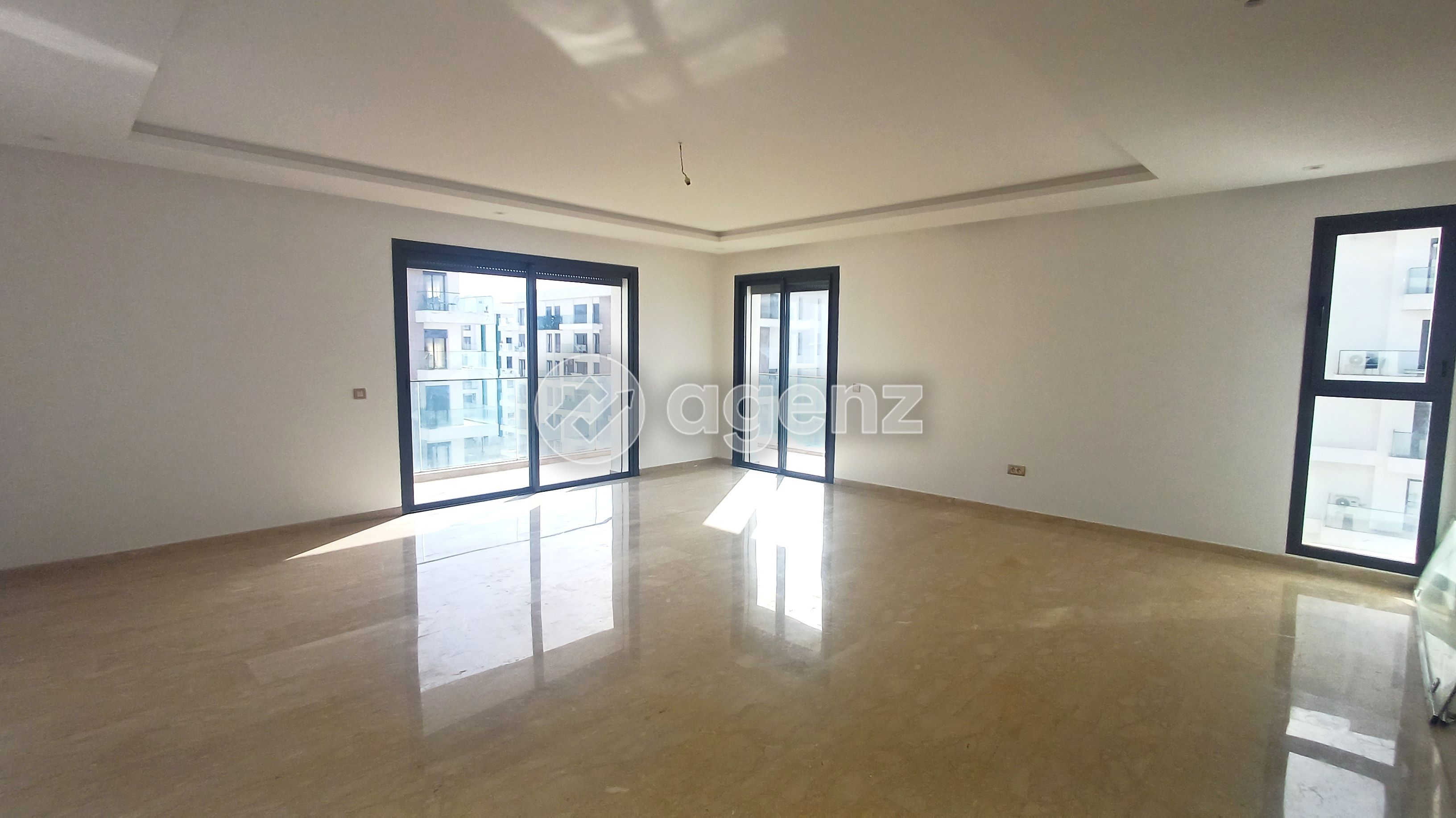 Magnifique Appartement de 3 chambres à louer à Agdal