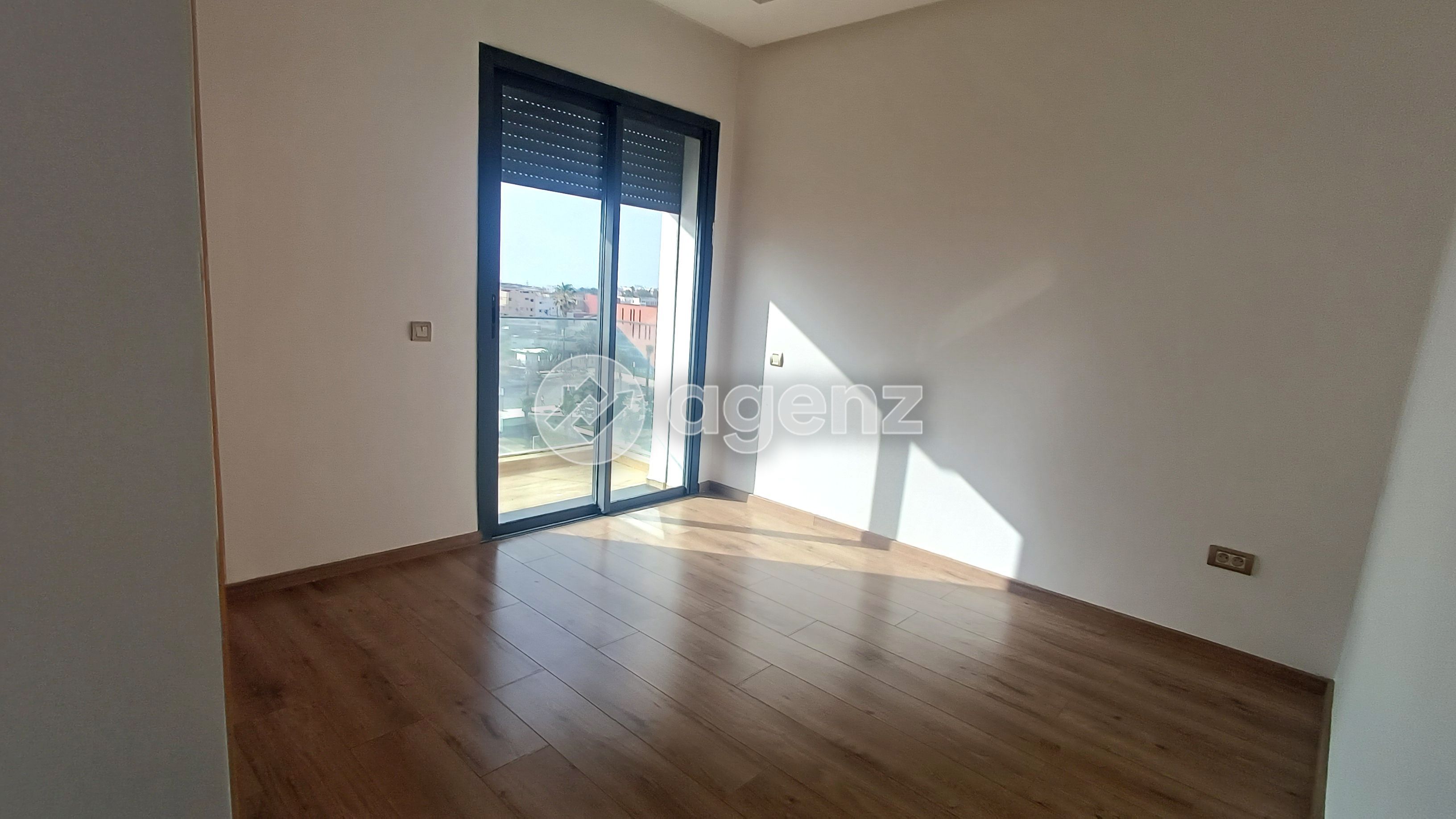 Magnifique Appartement de 3 chambres à louer à Agdal — 5