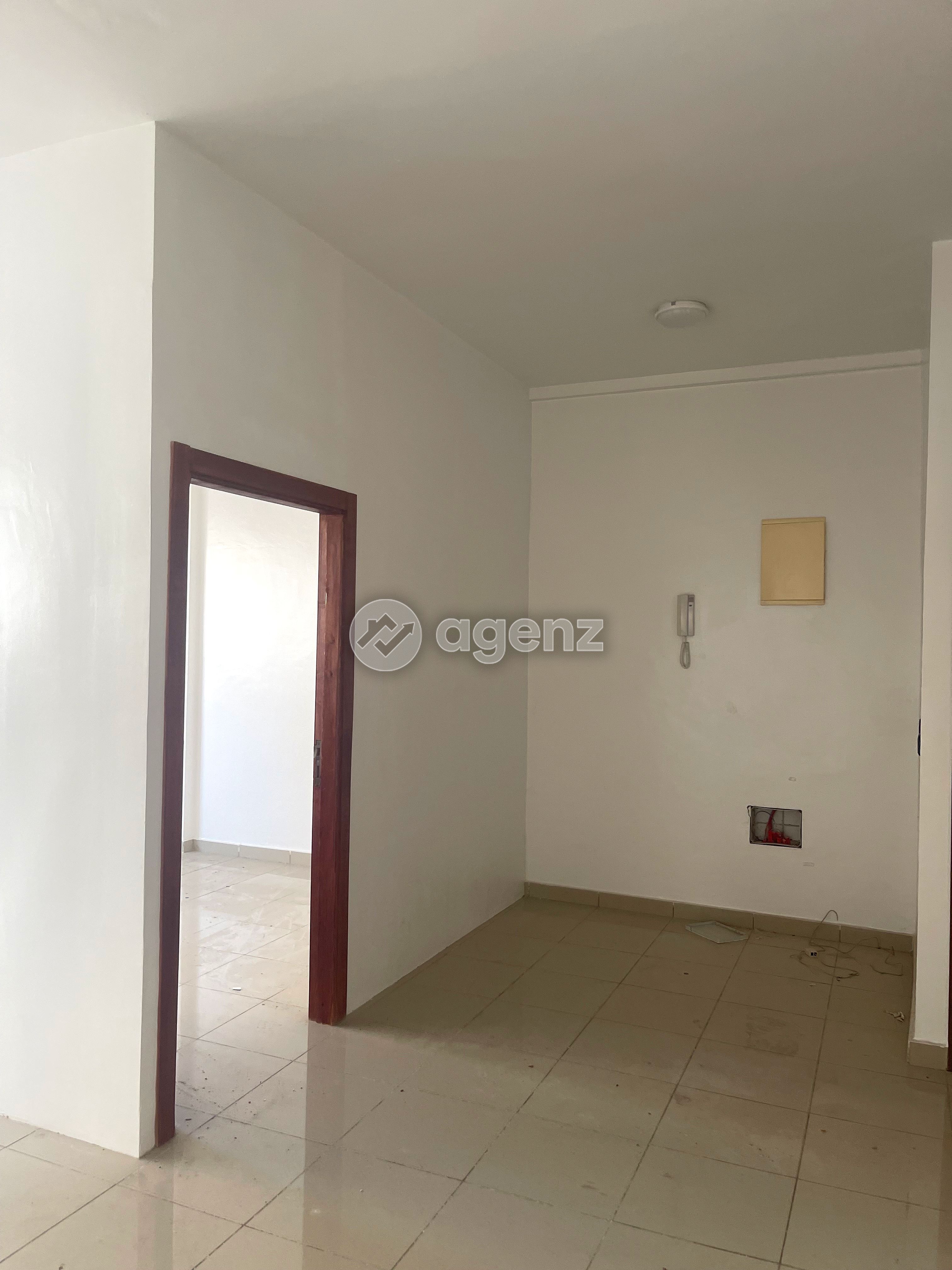 Bureau à vendre dans la rue Moulay Tahami, Portes de l'Oulfa, Casablanca — 3