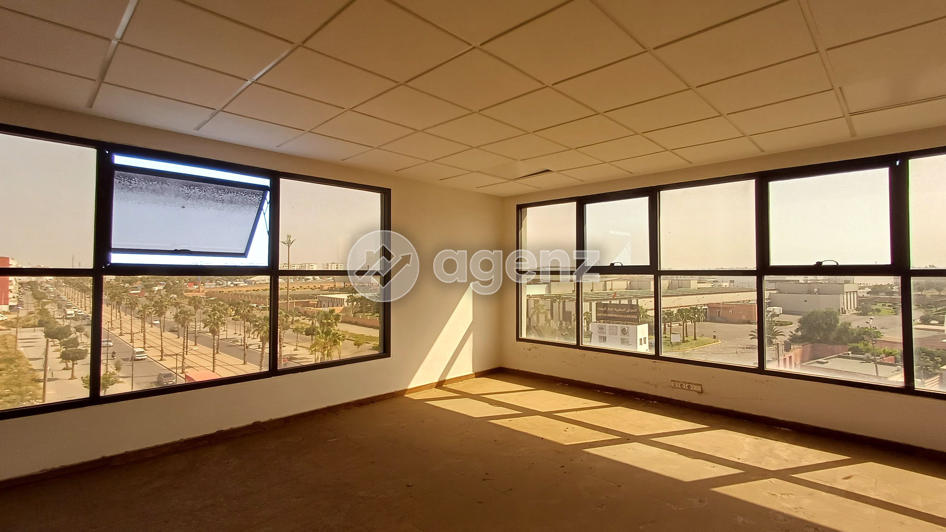 Bureau de 62 m² à Hay Lalla Meriem - Casablanca