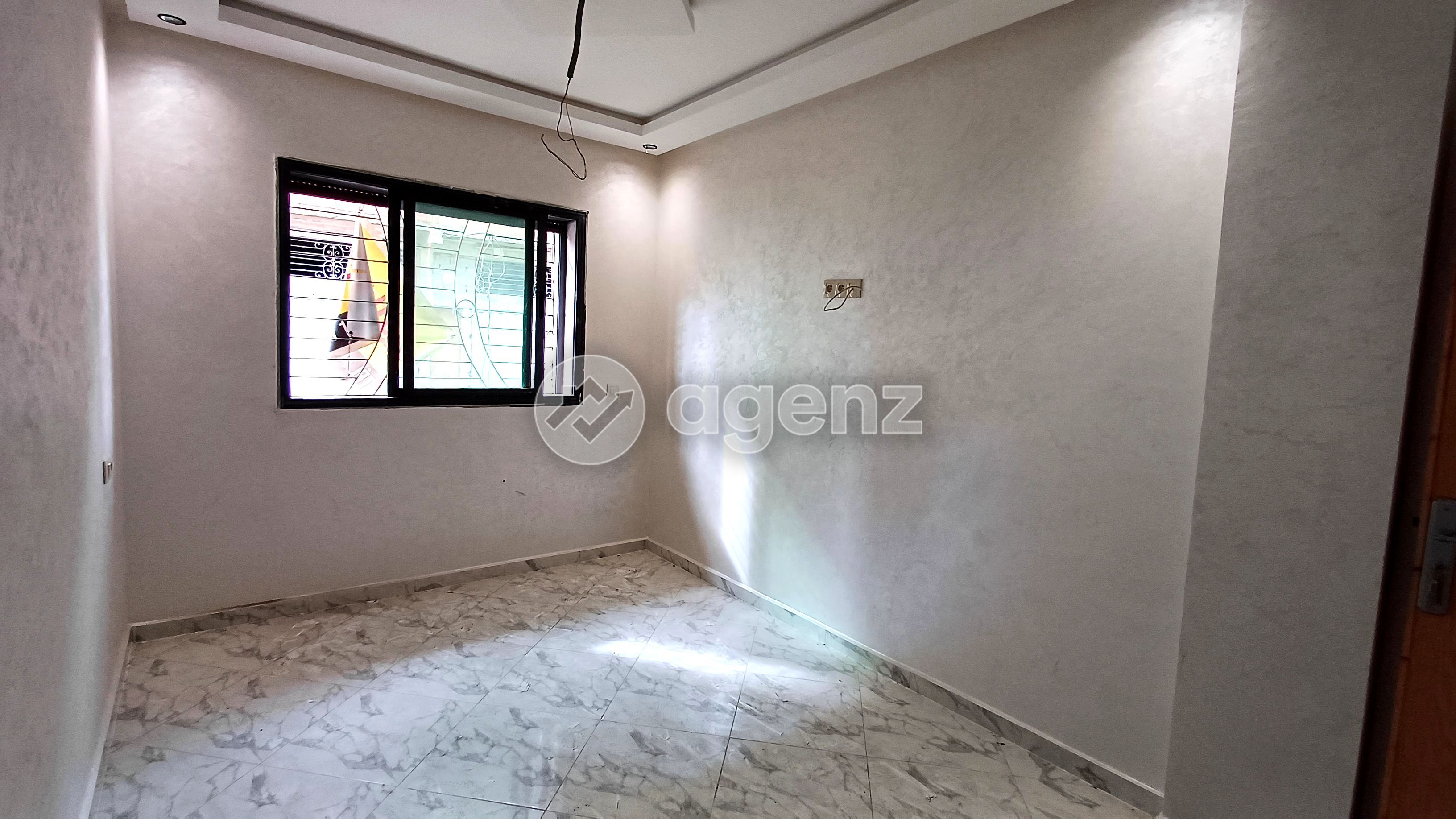 INSTALLEZ VOUS DANS UN DUPLEX BIEN AGENCÉ — 2