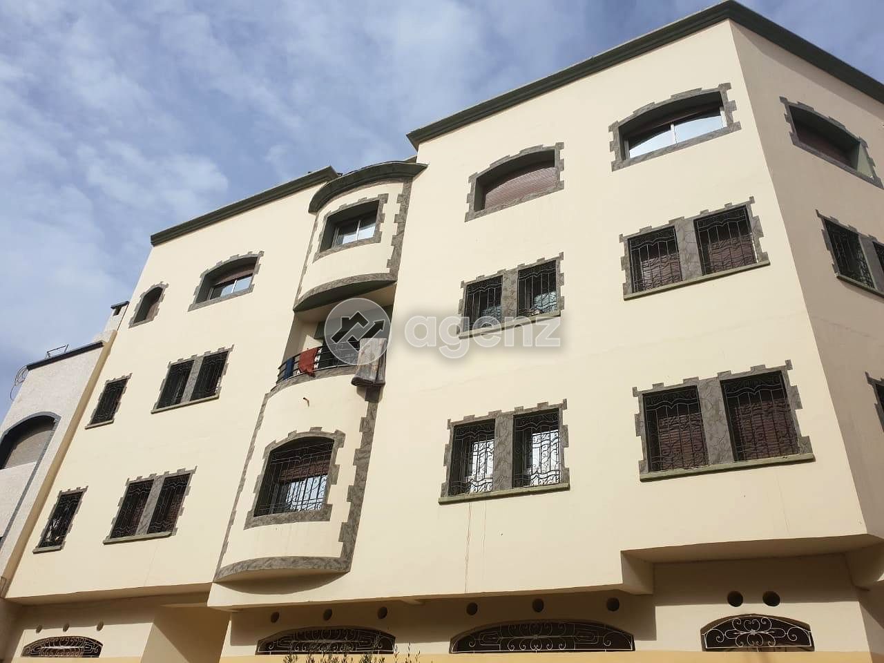  Immeuble à vendre Bouznika R+3 – 3 façades – 4 appartements + commerce
