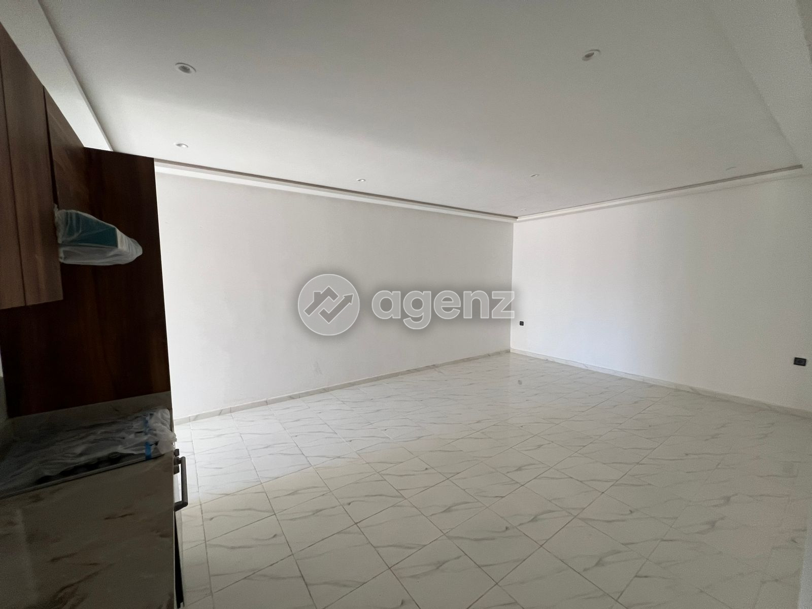 Splendide Appartement de 2 chambres à vendre à Errahma