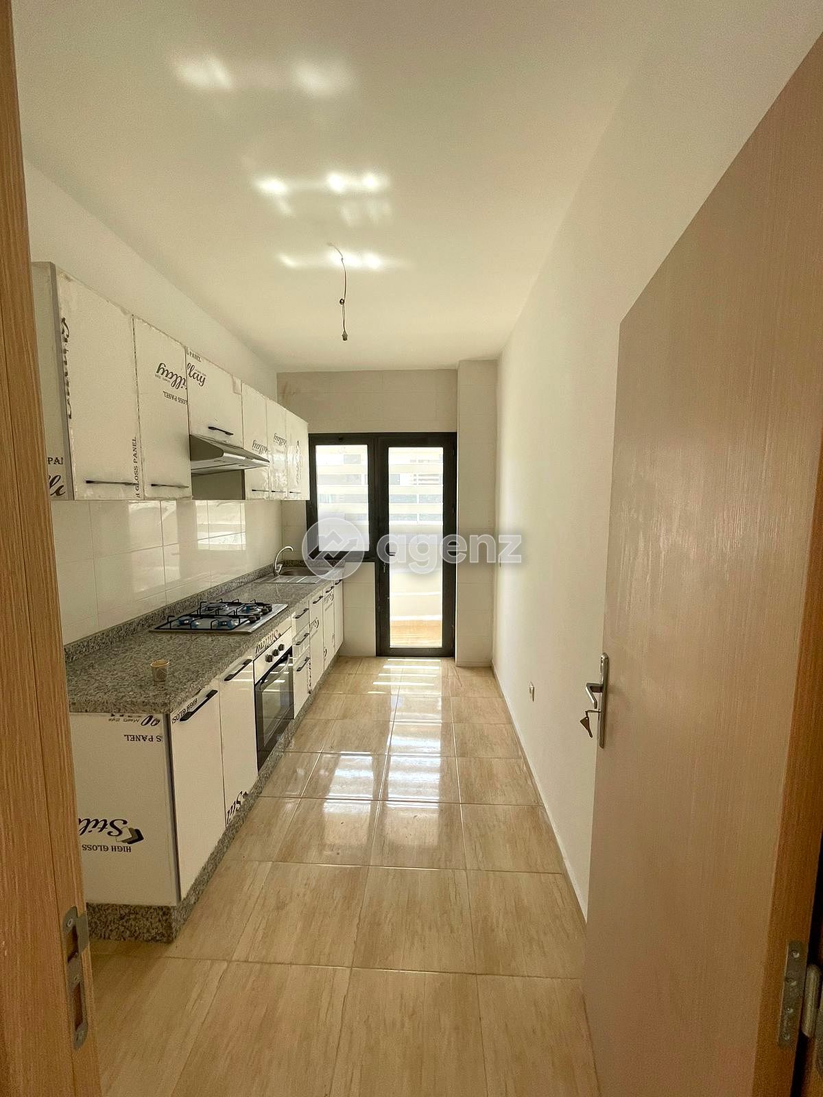 Appartement — Skhirate- Témara — 4