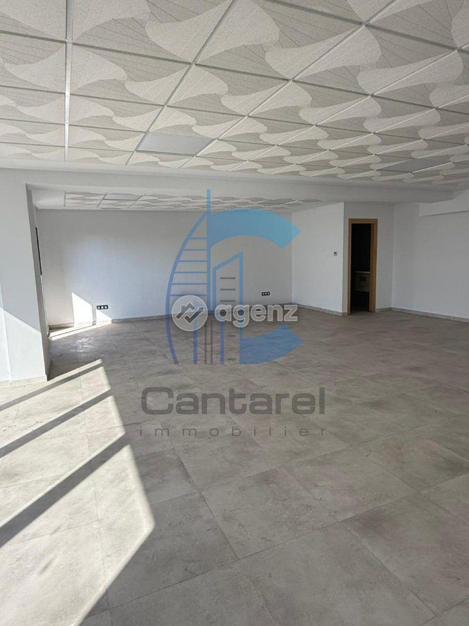 Bureau — Casablanca