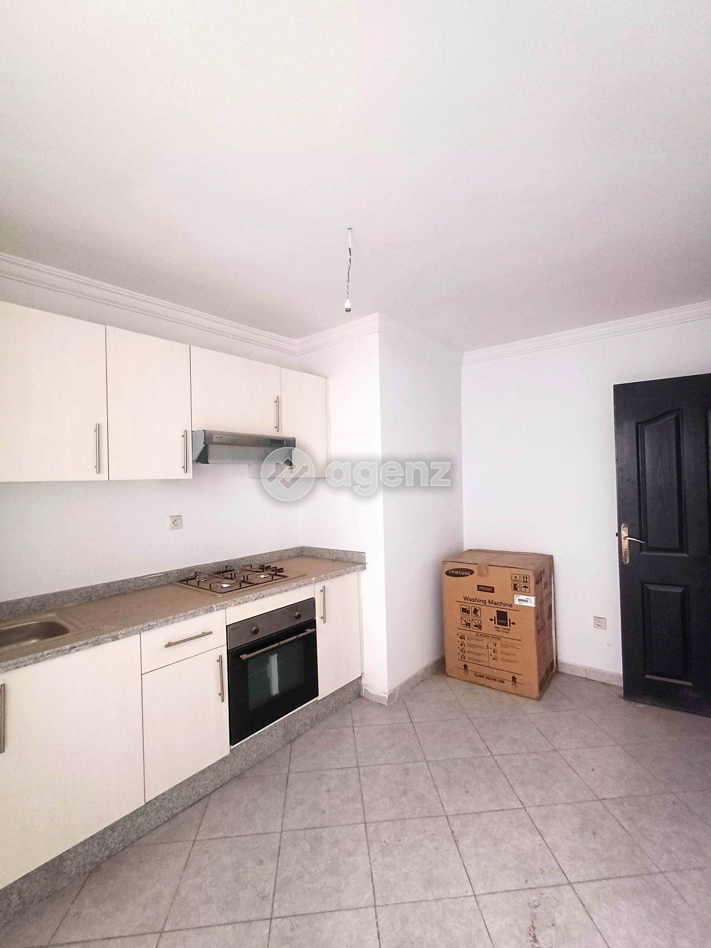 APPARTEMENT FONCTIONNEL EN RÉSIDENCE FERMÉE — 4