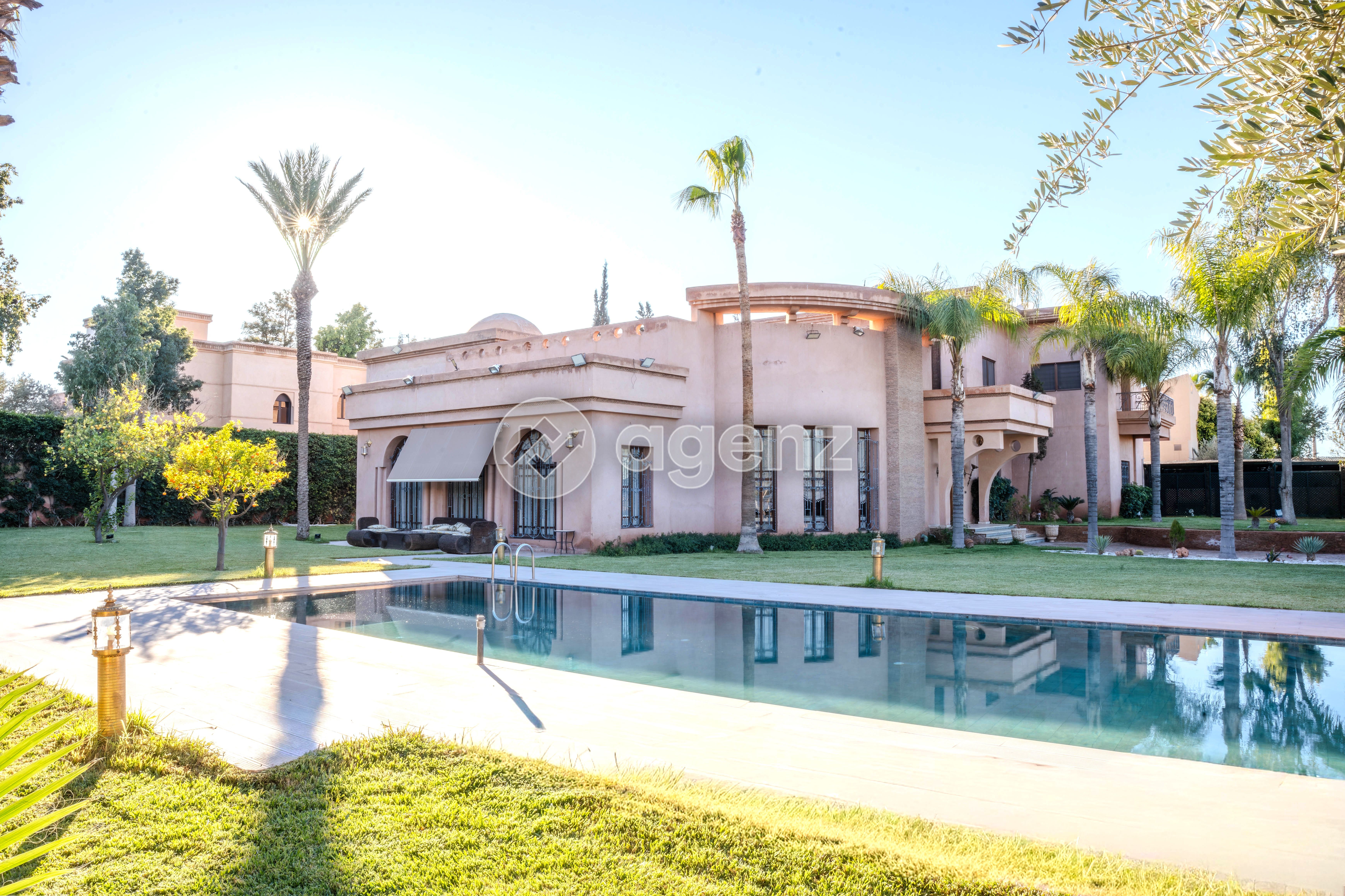 Splendide Villa de 6 chambres à vendre à Les Portes de Marrakech 2