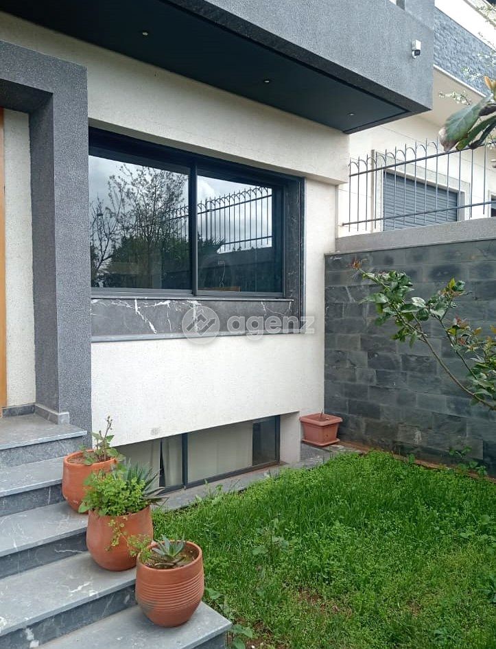 Moderne Villa de 6 chambres à vendre à El Menzeh — 3