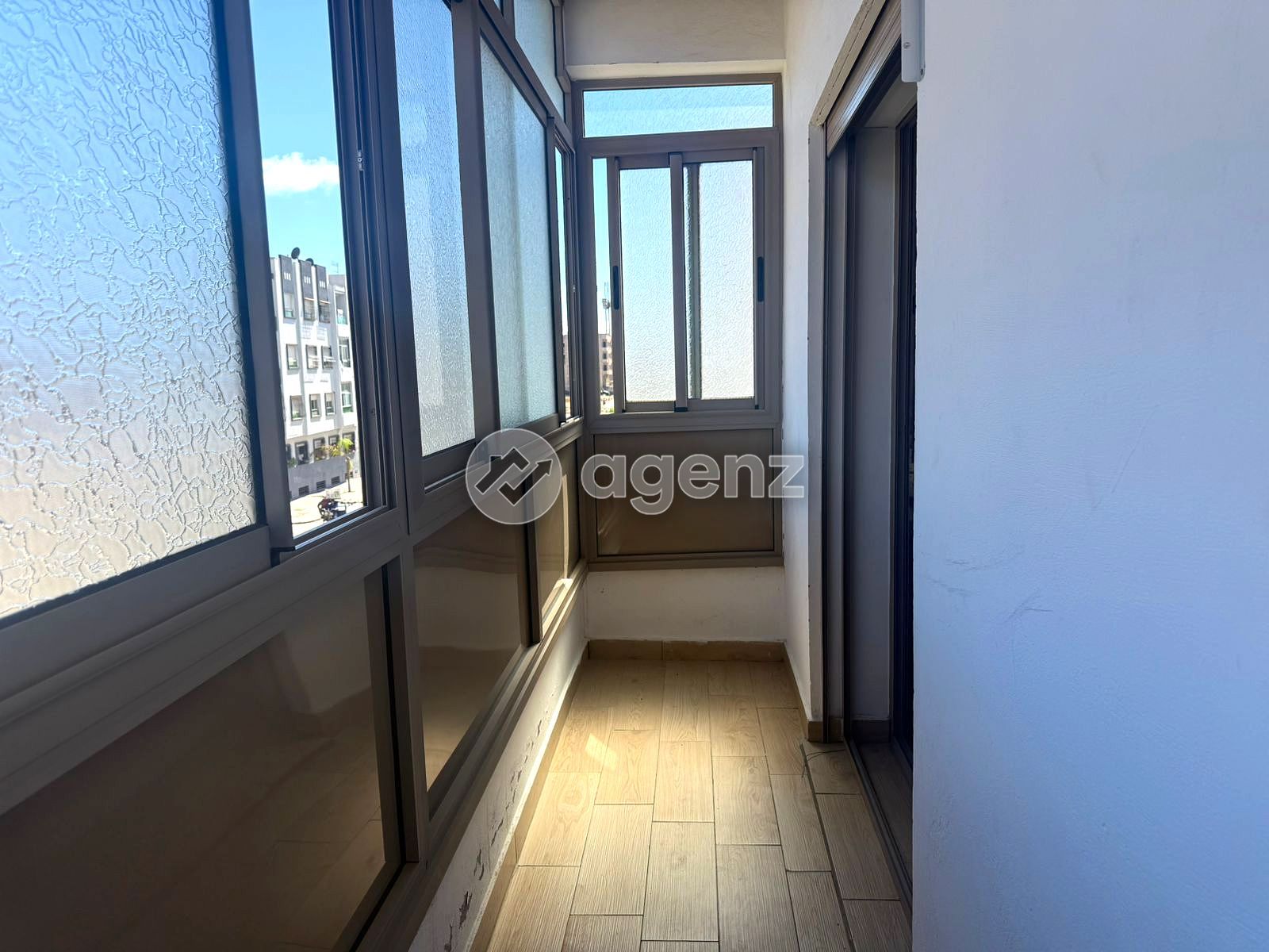 APPARTEMENT MODERNE – ESPACES VERTS ET AMBIANCE CONVIVIALE — 5