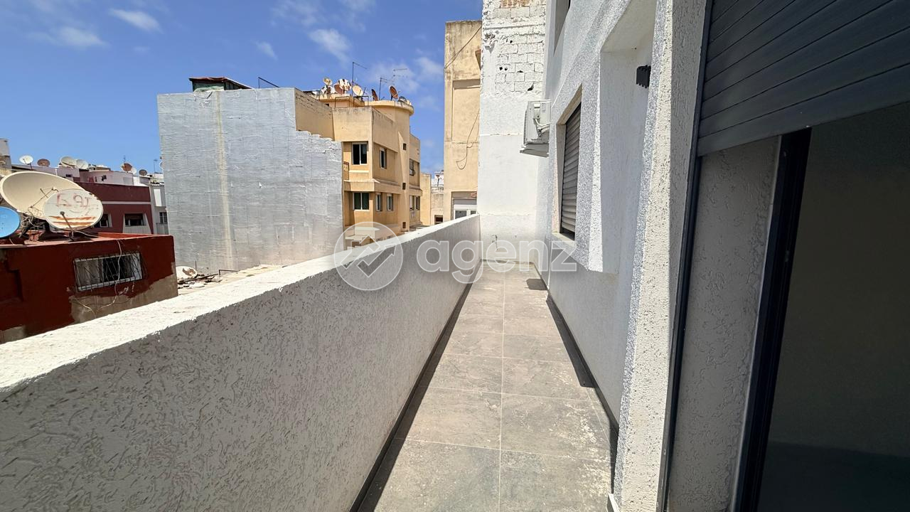 Superbe Appartement de 2 chambres à vendre à Maârif — 4