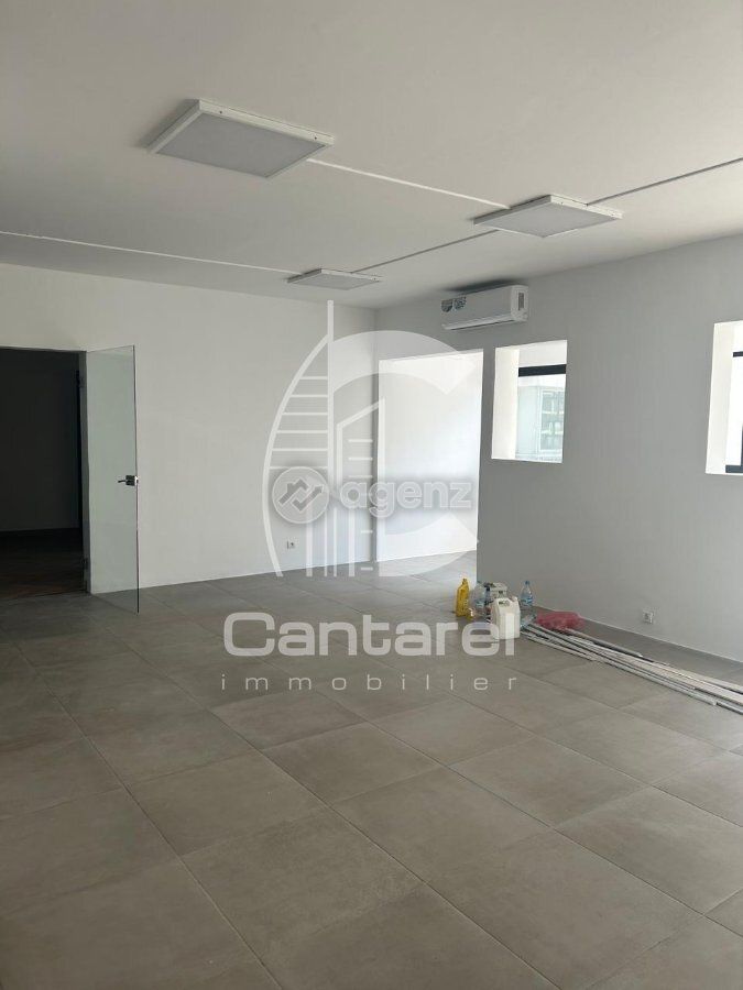 Bureau — Casablanca