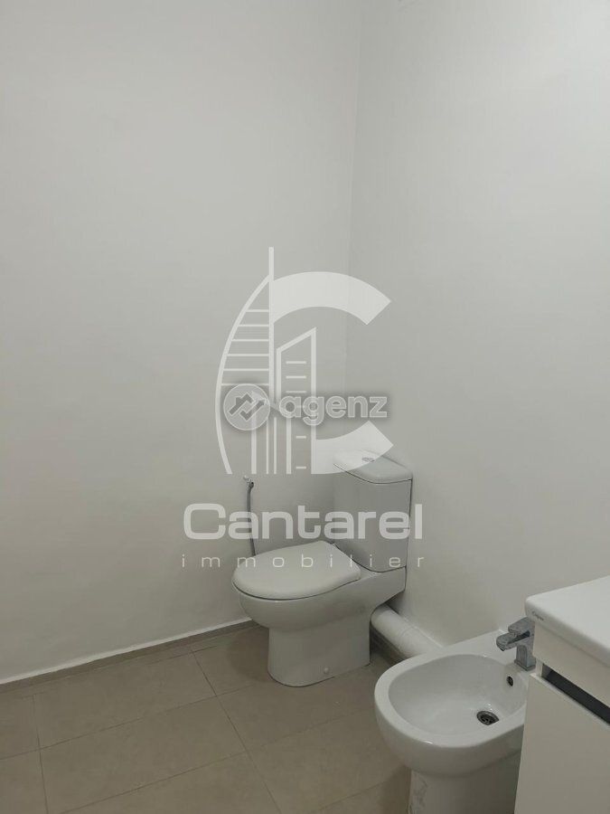 Bureau — Casablanca — 5