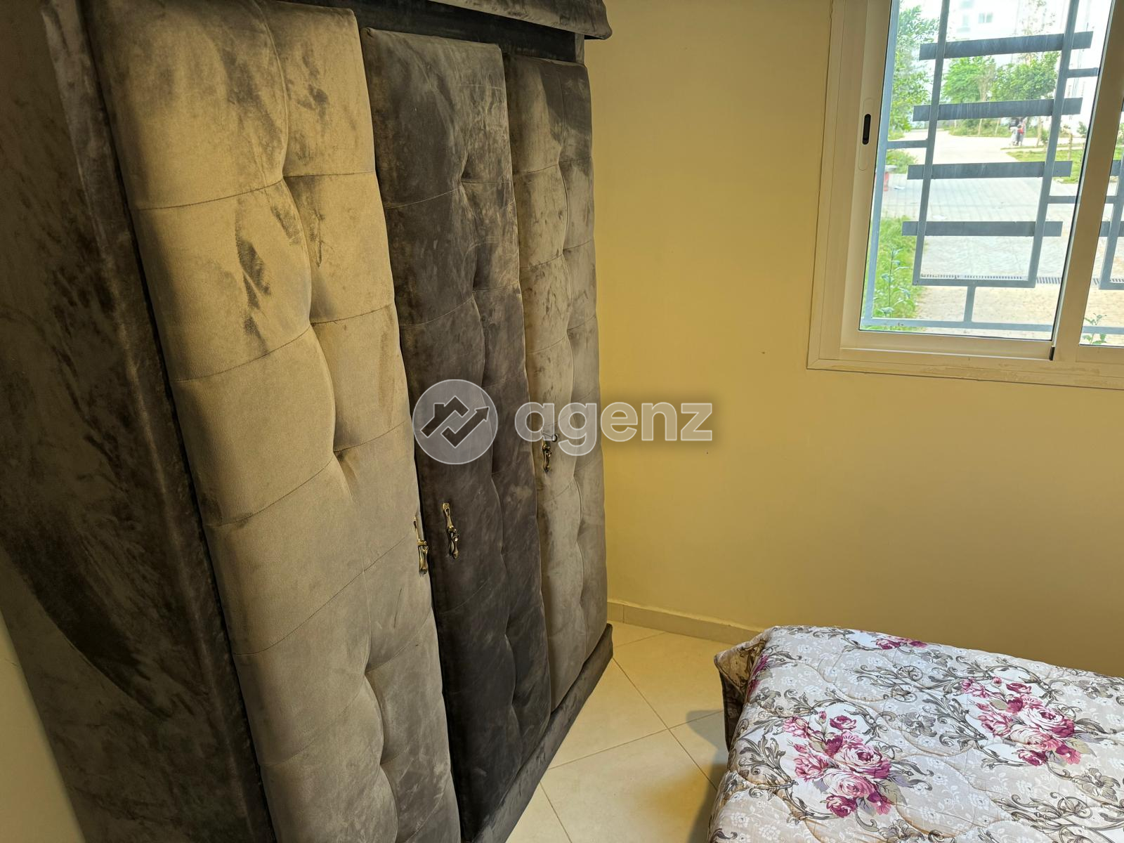 Authentique Appartement de 2 chambres à vendre — 4