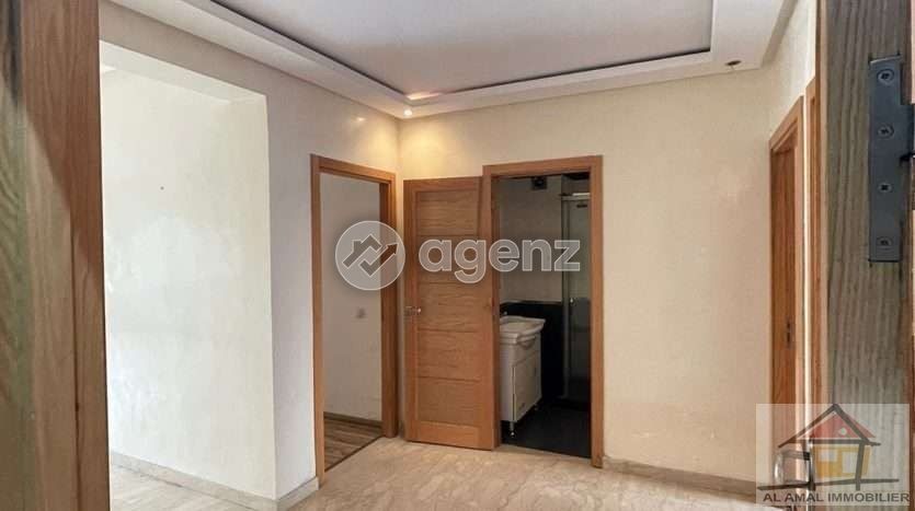 studio à vendre à Franceville — 3