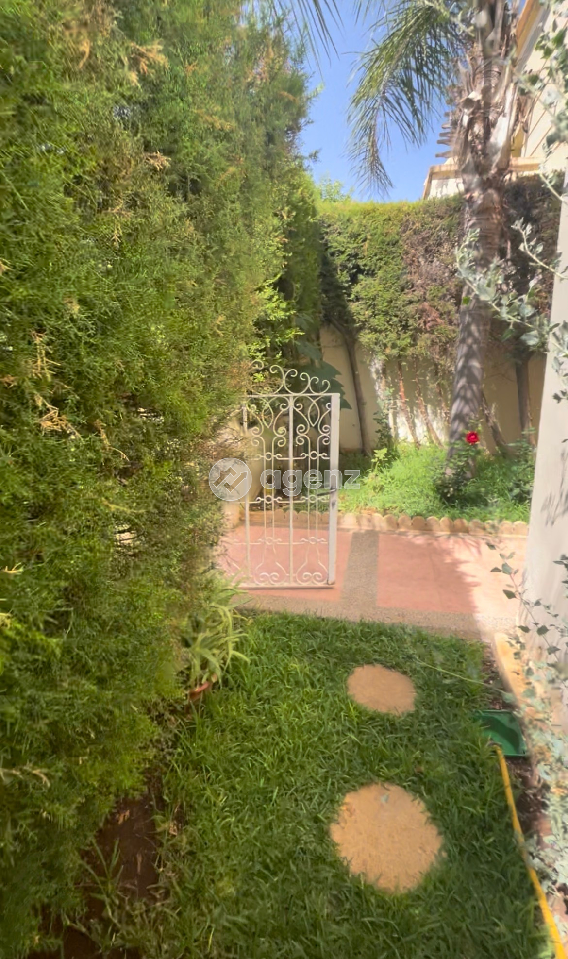 Magnifique villa de 4 chambres à vendre à riad toulal  — 5