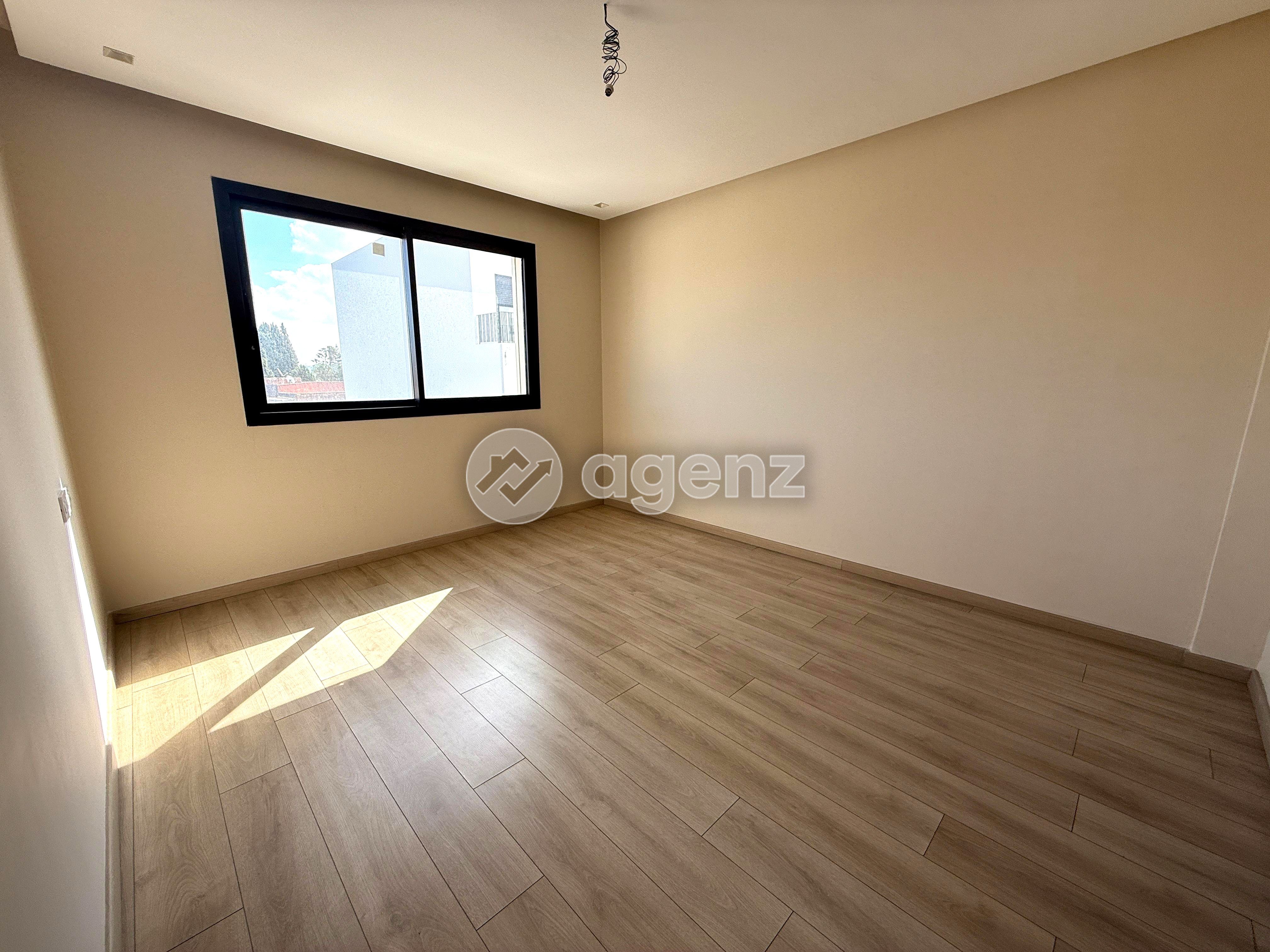 Splendide Appartement de 3 chambres à vendre à Oasis — 2
