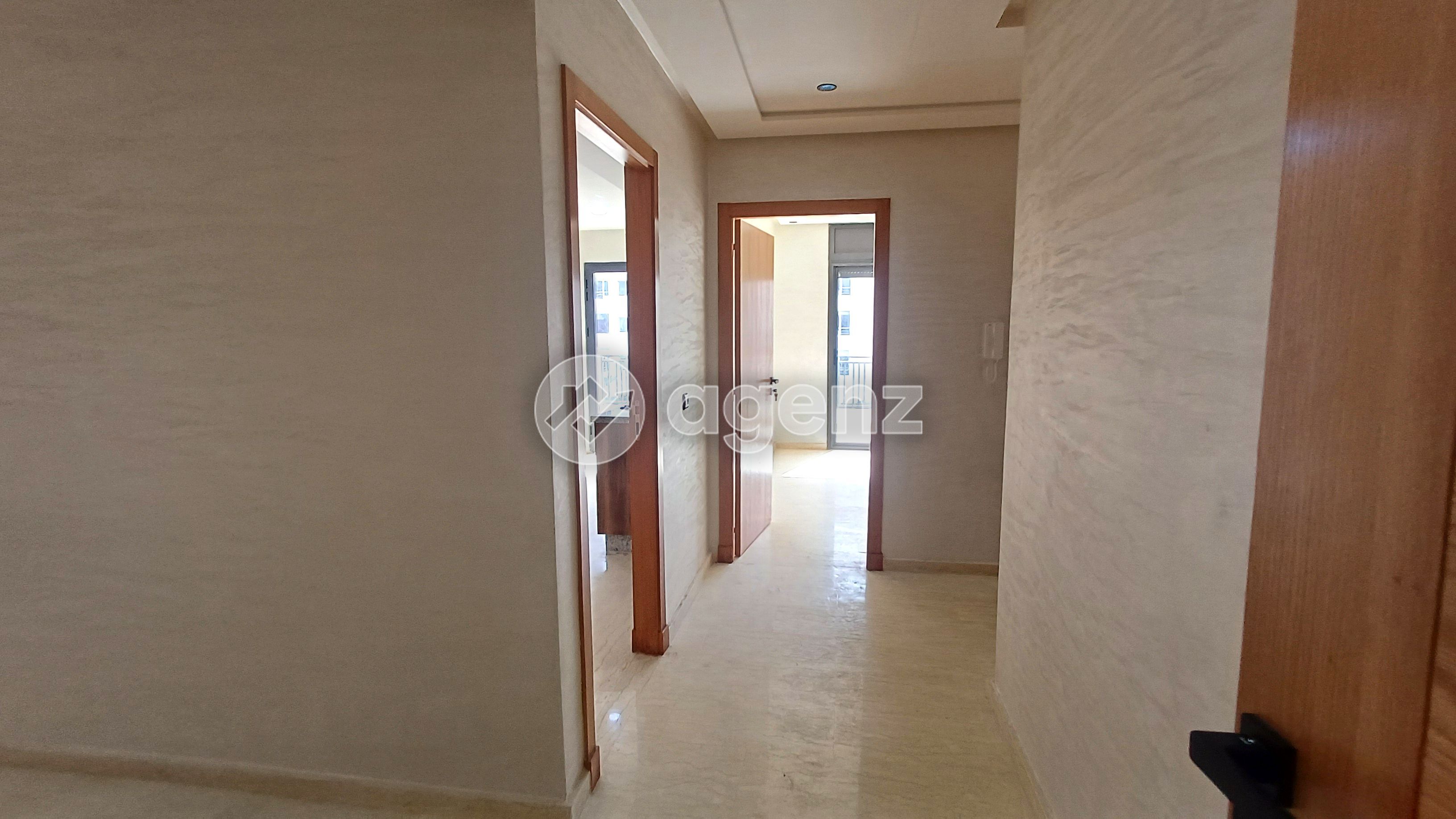 Exceptionnel Appartement de 3 chambres à vendre à Bouskoura — 4