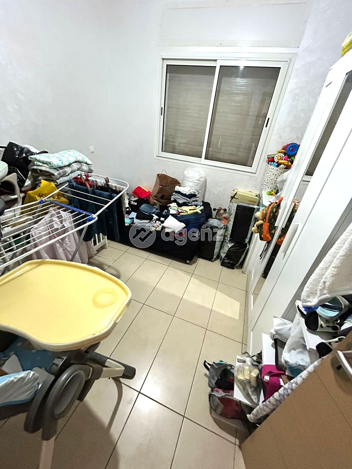 UN APPARTEMENT DE CHARME À TRANSFORMER EN COCON MODERNE — 4