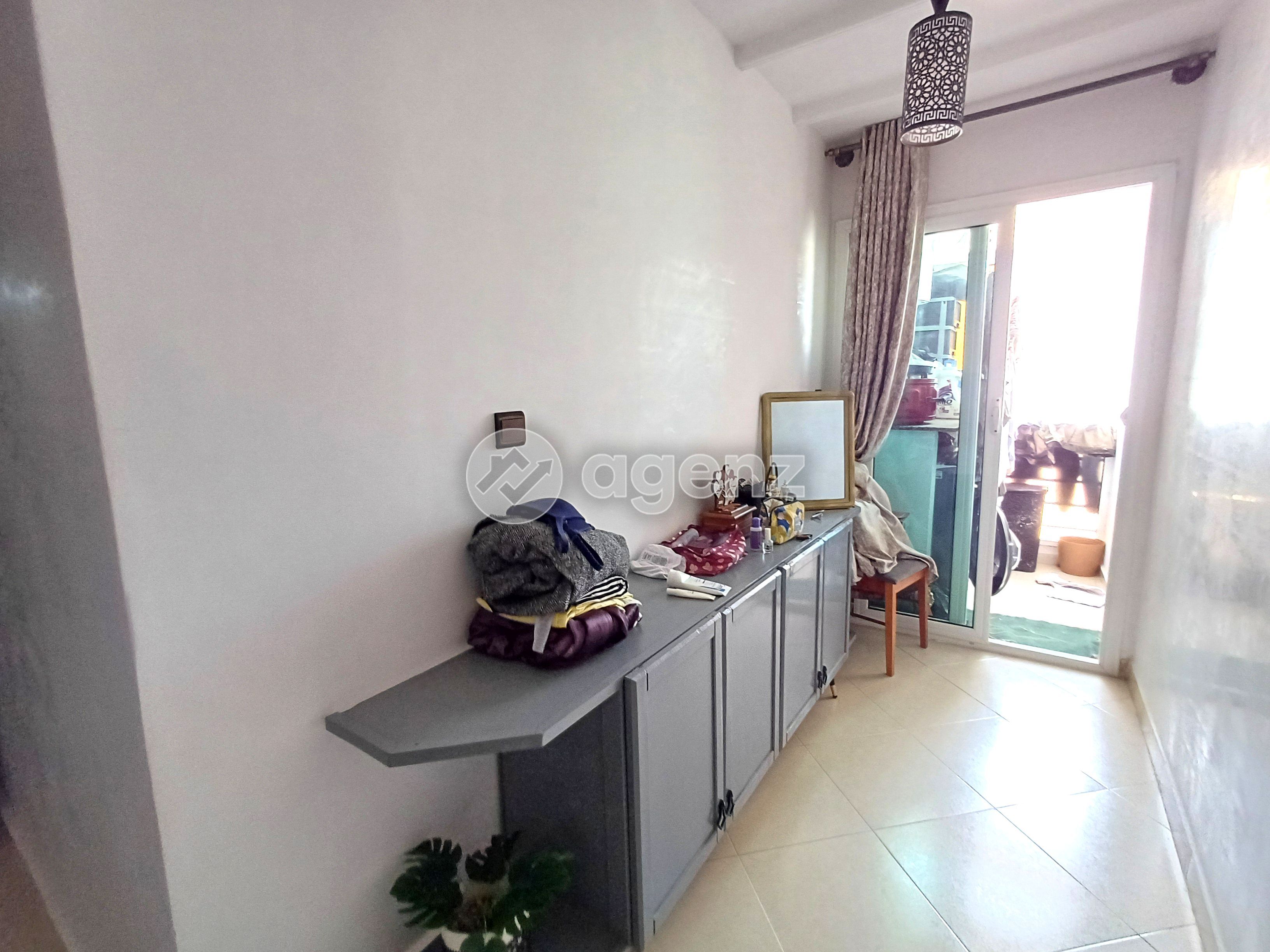 Superbe Appartement de 2 chambres à vendre à Hay Houda — 2