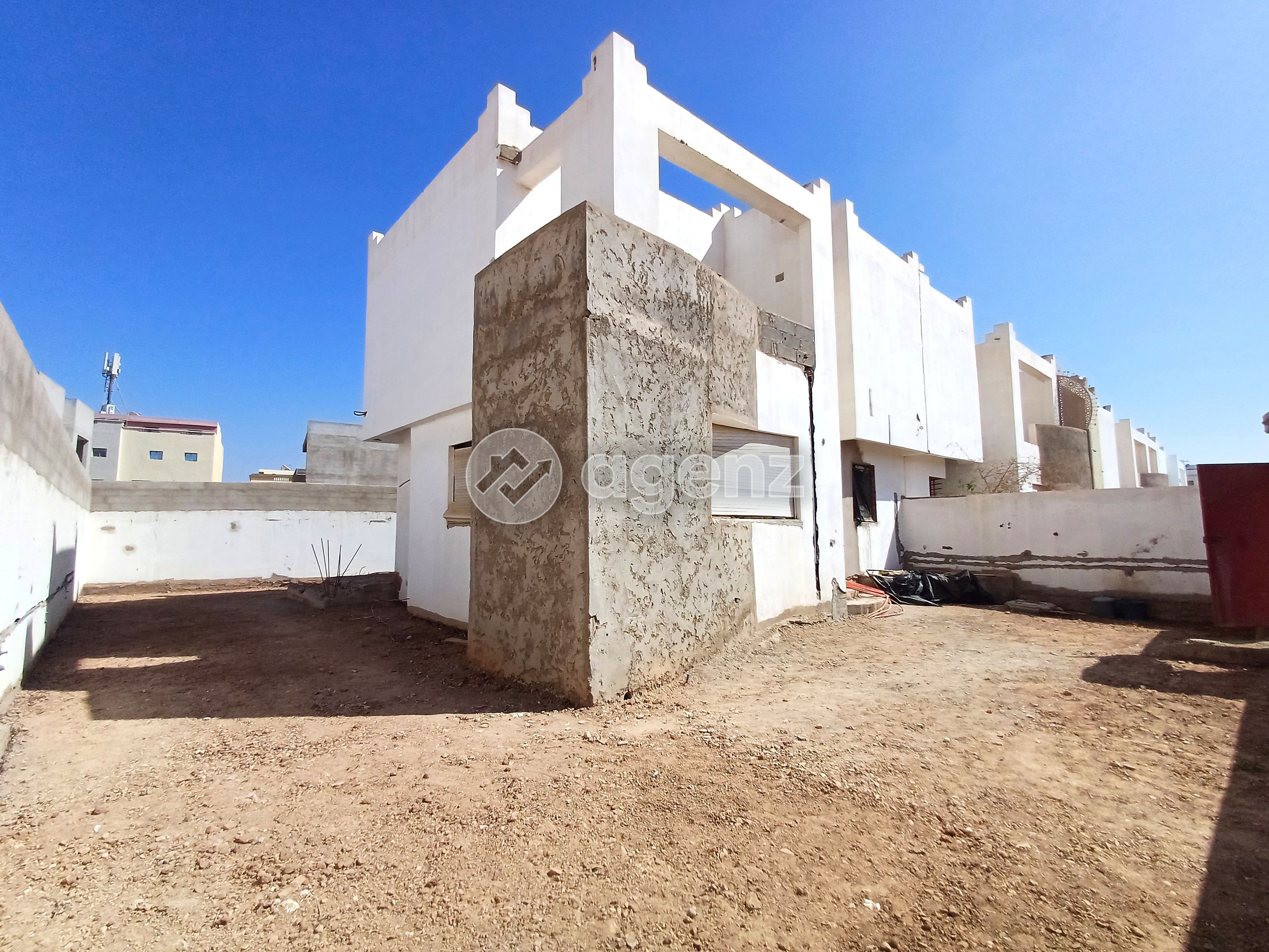 Villa à vendre à Agadir-Ida -Ou-Tanane