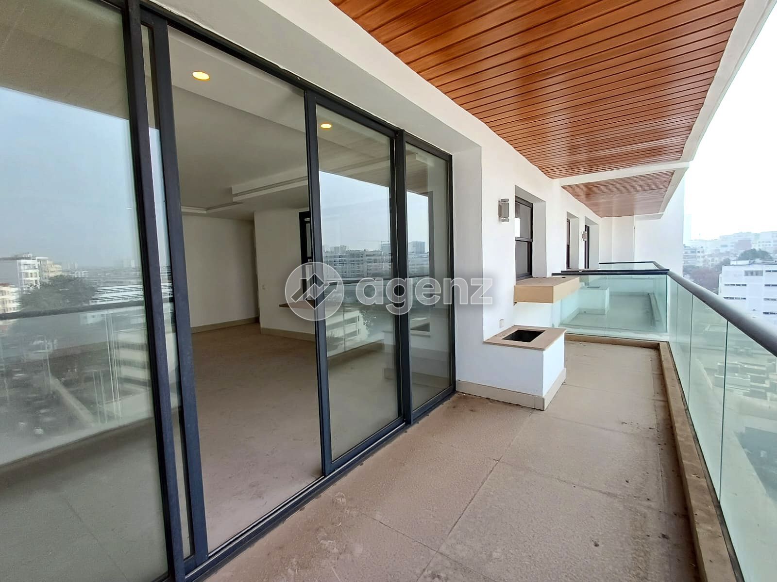 Appartement à vendre à Bourgogne Est — 2