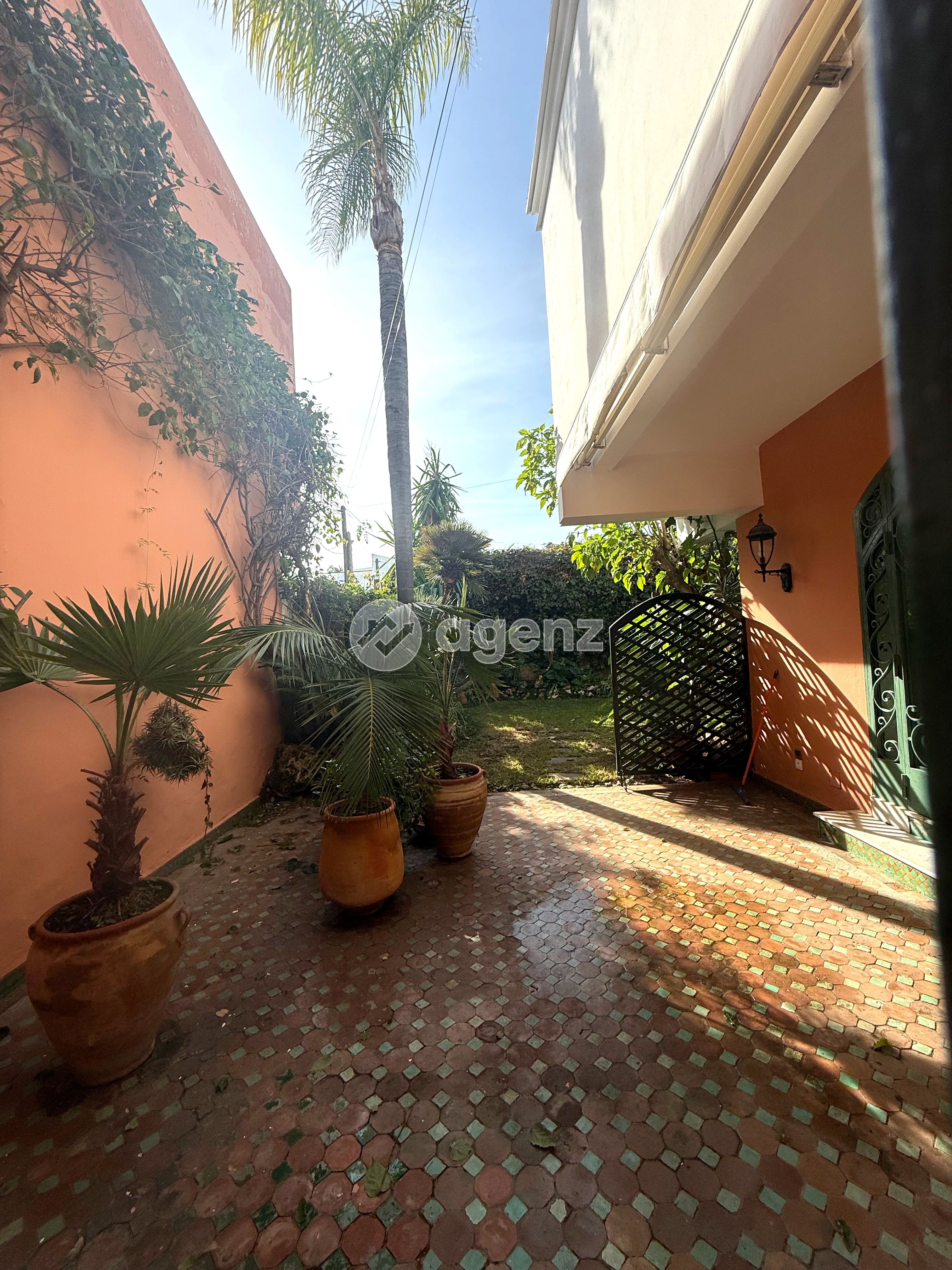 Magnifique Villa de 3 chambres à louer à CIL