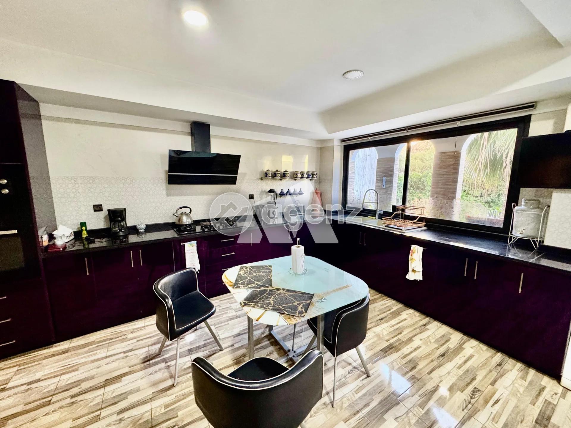 Appartement à louer à Ain Diab Extension — 5
