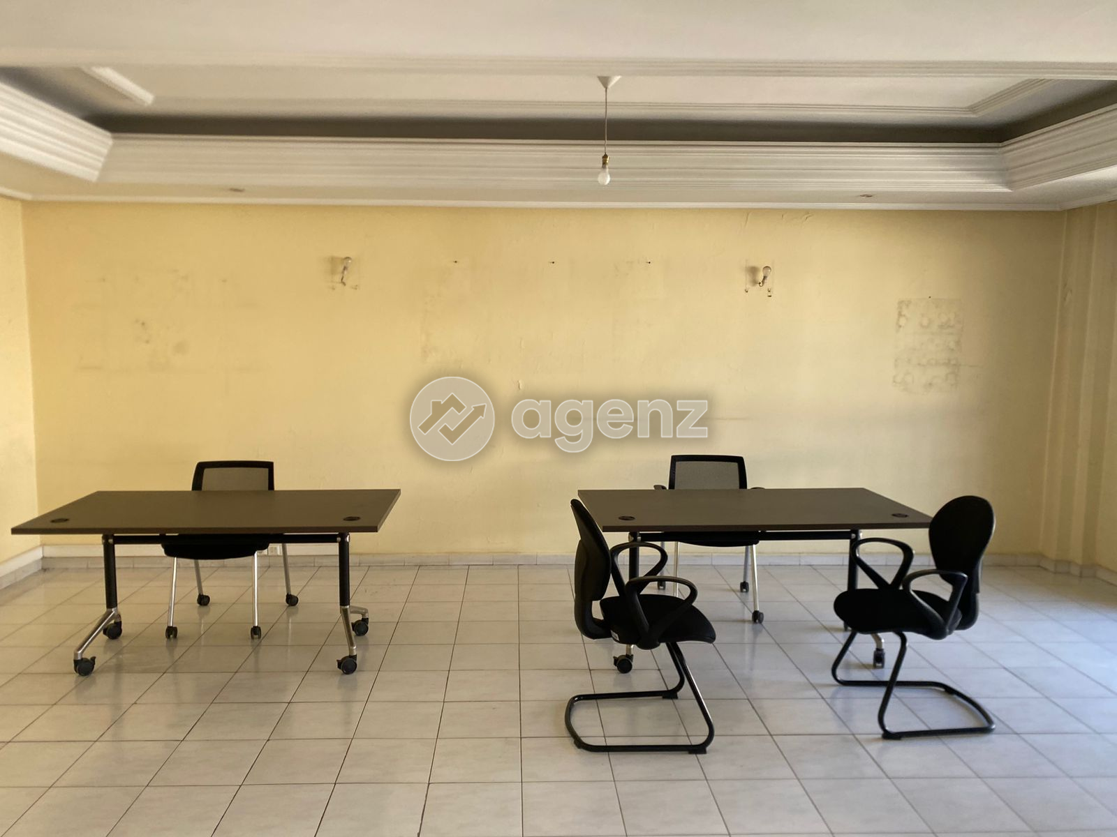 Splendide Bureau à louer à Moulay Youssef — 2
