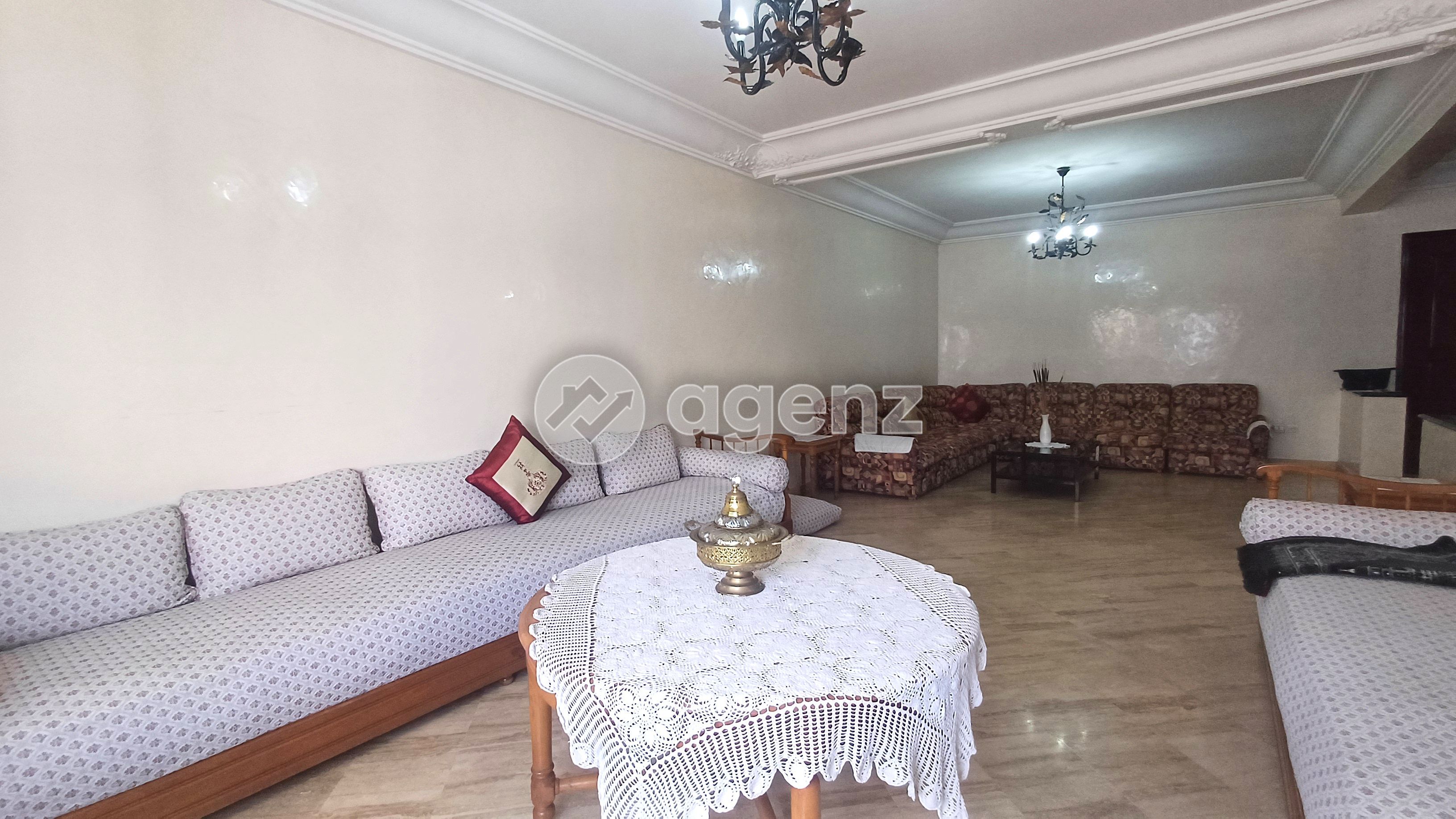Appartement à vendre à Les Hôpitaux — 2