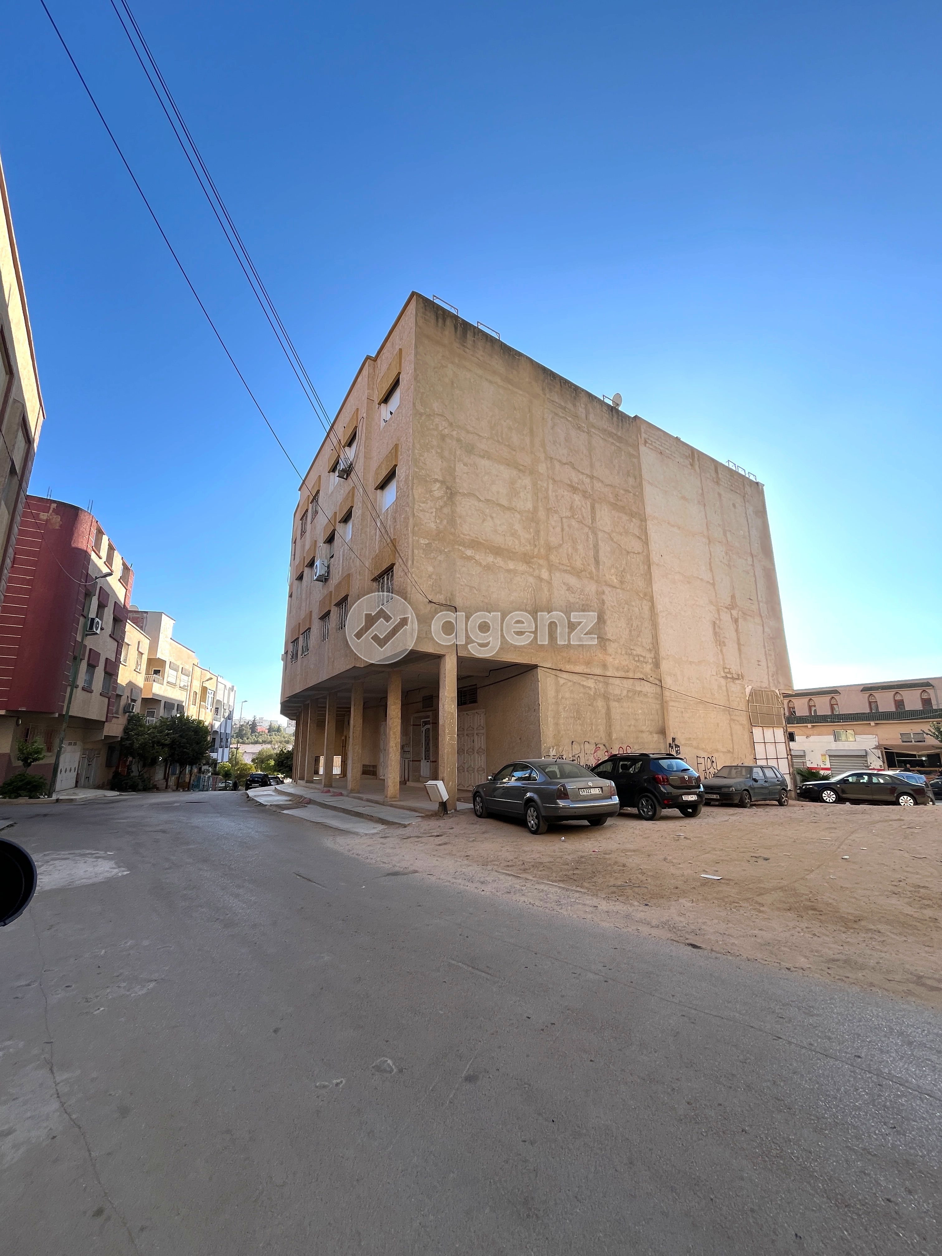 أرض — Meknès — 3