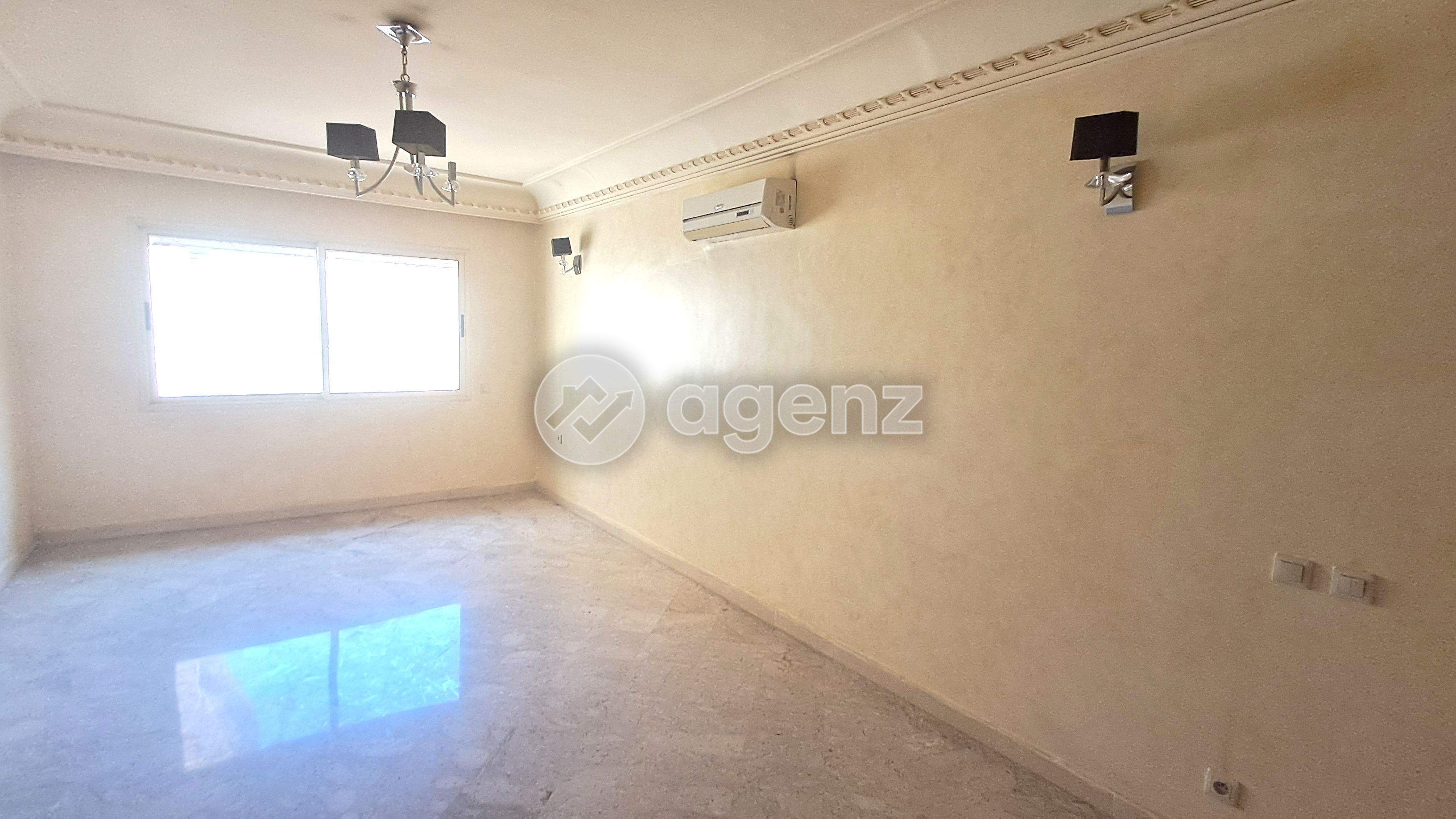 Appartement à vendre à Nassim 1 — 2